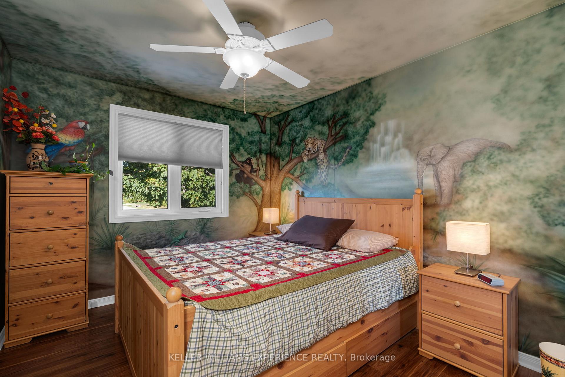 Photo 5 of 2049 Mountbatten Avenue, Innisfil, Alcona — HOMEH