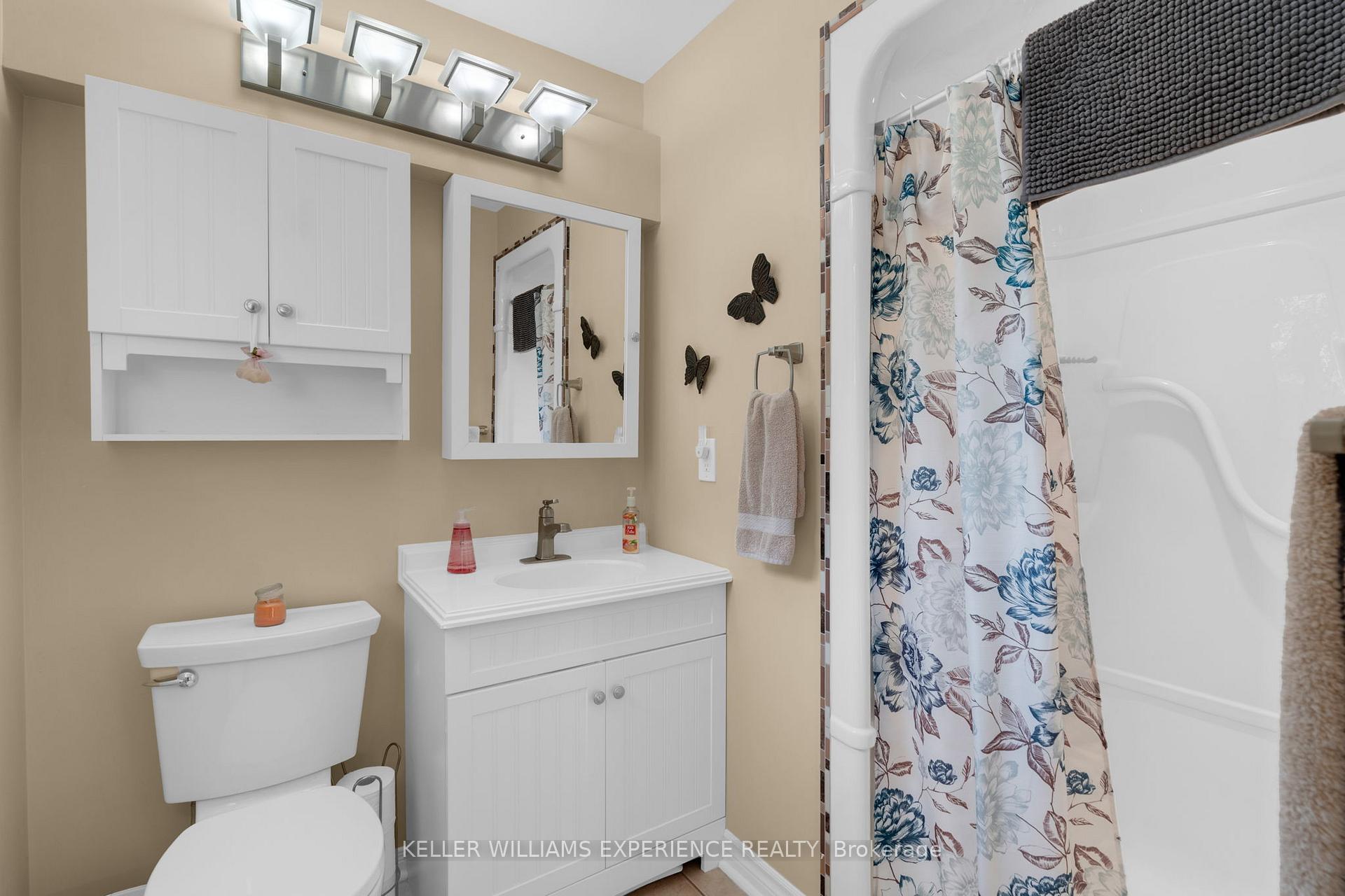 Photo 10 of 2049 Mountbatten Avenue, Innisfil, Alcona — HOMEH