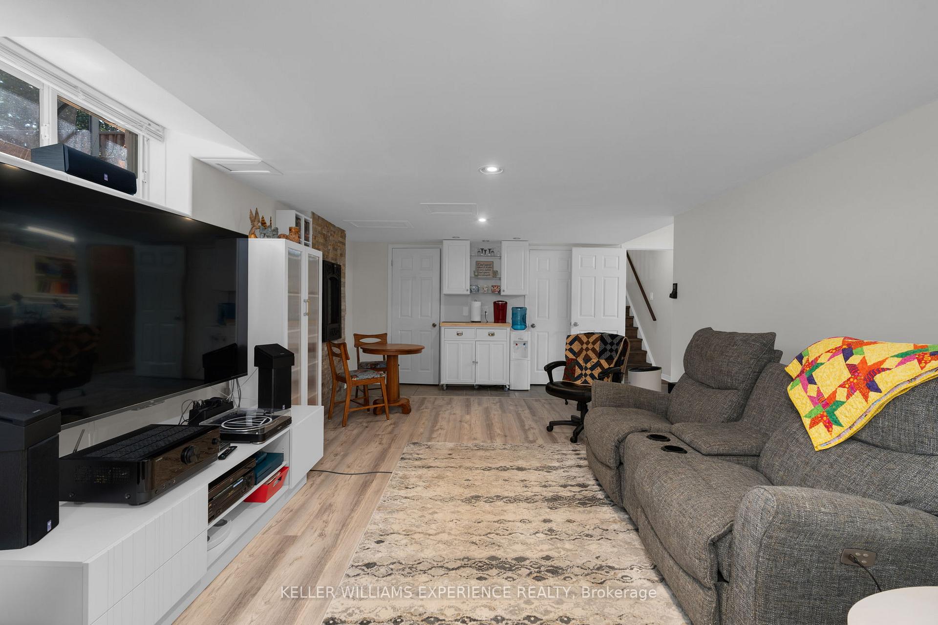 Photo 15 of 2049 Mountbatten Avenue, Innisfil, Alcona — HOMEH