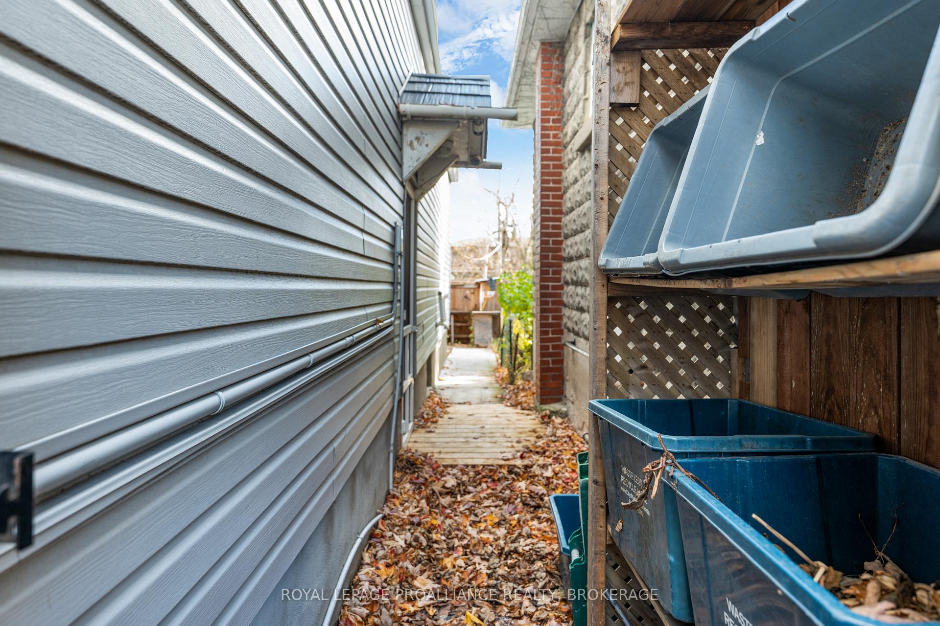 Photo 37 of 545 Macdonnell Street, Kingston, East of Sir John A. Blvd — HOMEH