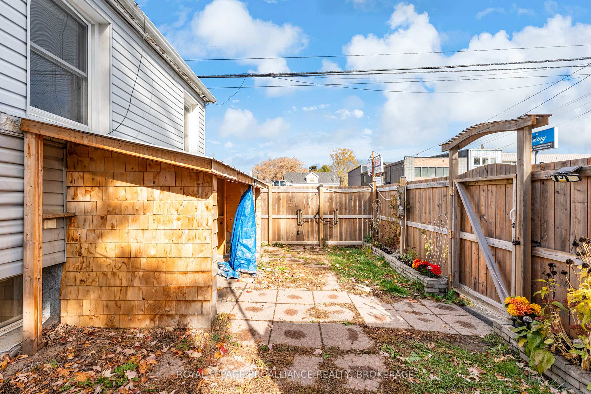 Photo 41 of 545 Macdonnell Street, Kingston, East of Sir John A. Blvd — HOMEH