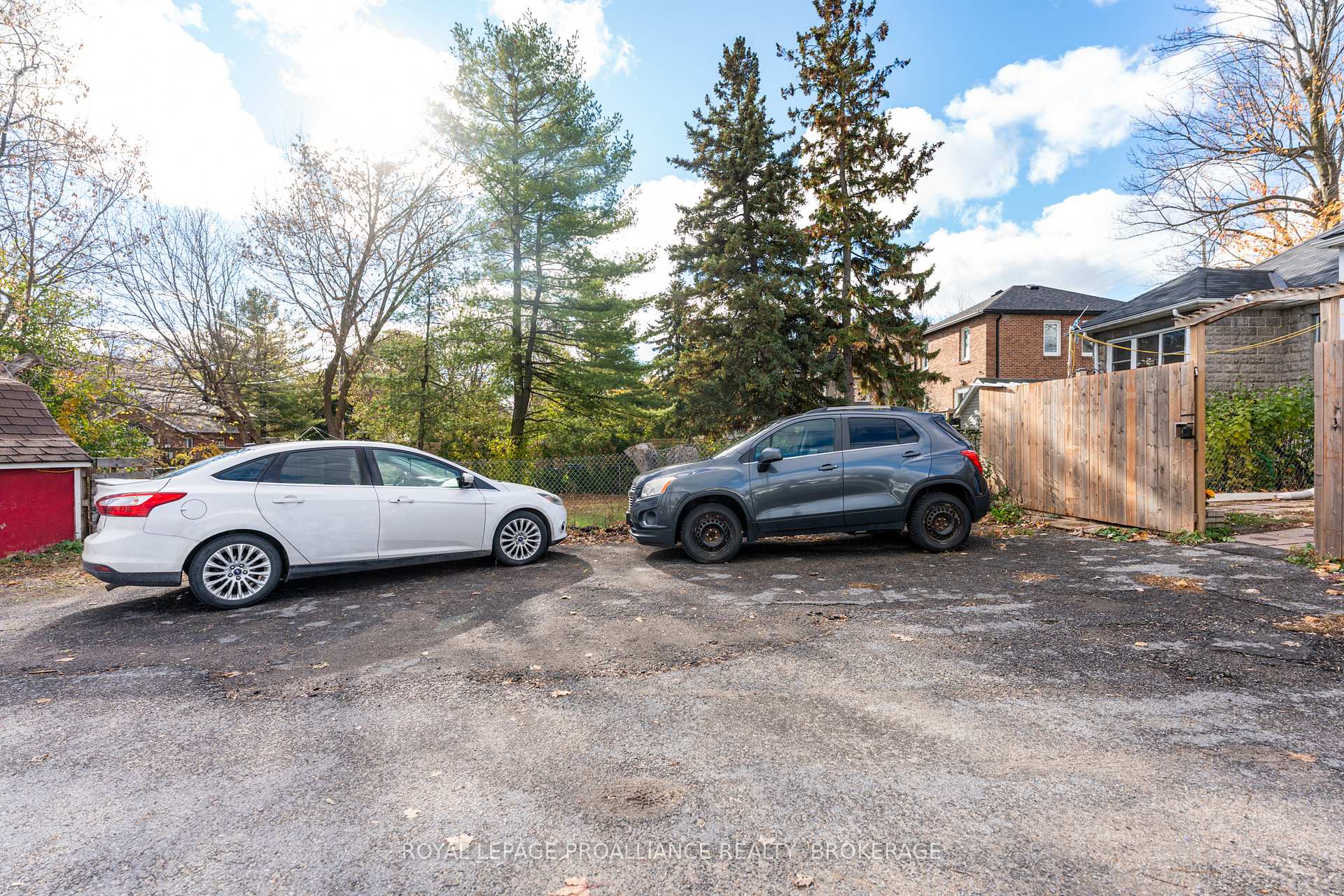 Photo 50 of 545 Macdonnell Street, Kingston, East of Sir John A. Blvd — HOMEH