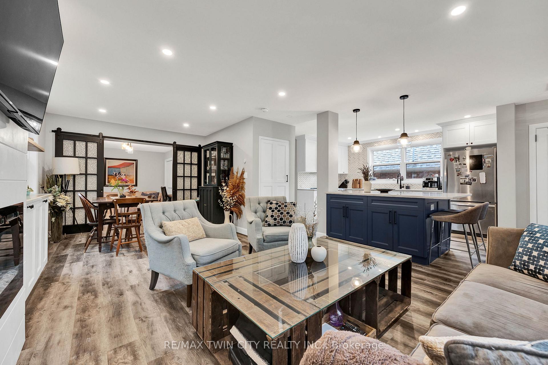 Photo 10 of 604 Guelph Street, Kitchener — HOMEH