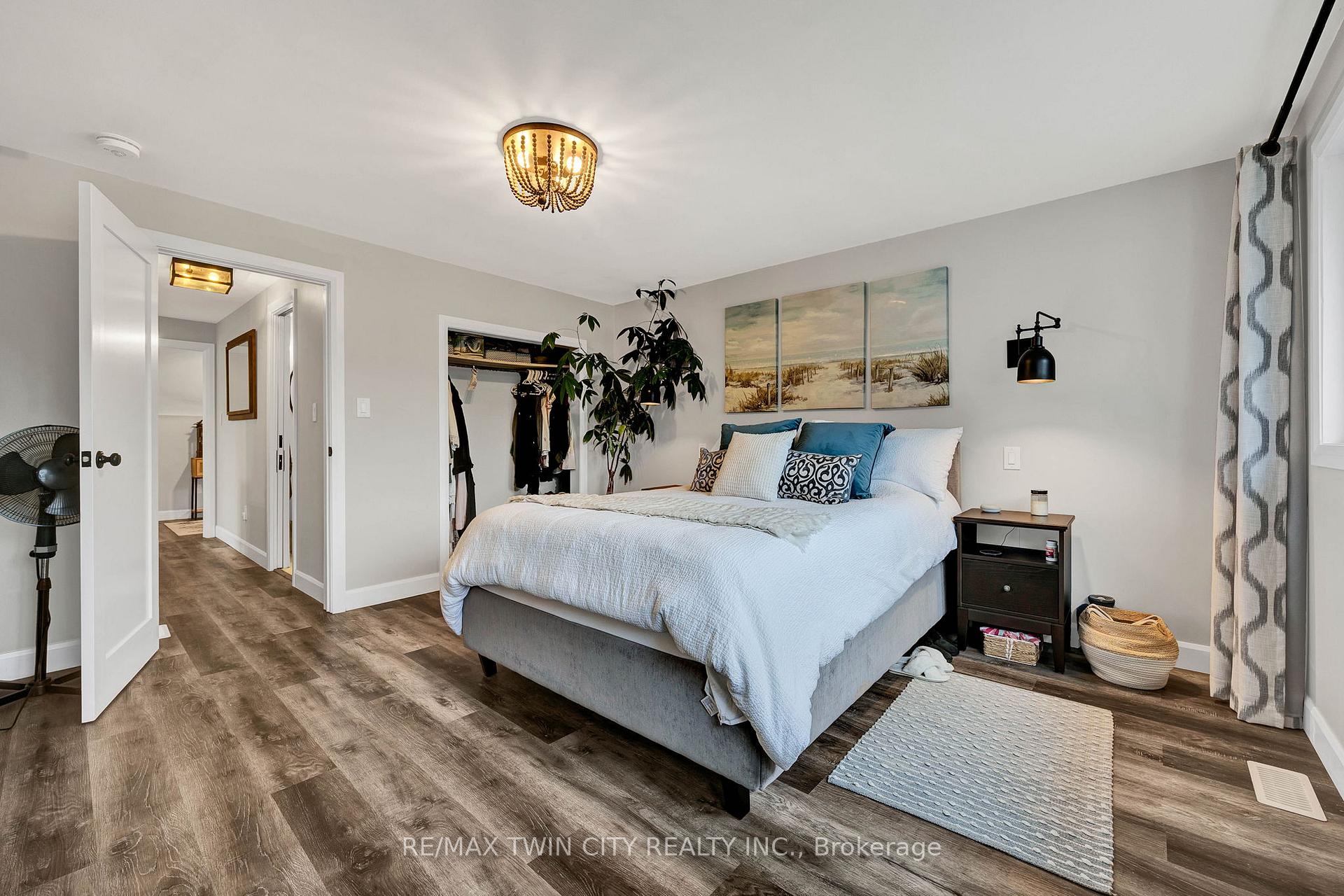 Photo 18 of 604 Guelph Street, Kitchener — HOMEH