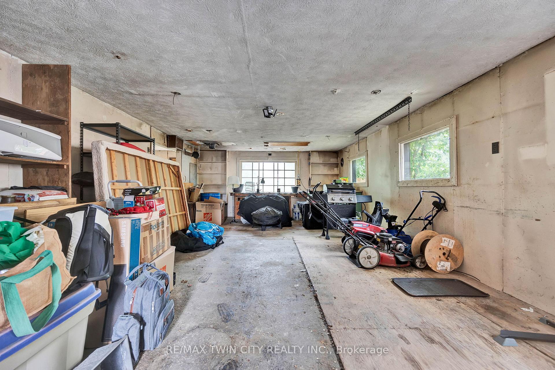 Photo 45 of 604 Guelph Street, Kitchener — HOMEH