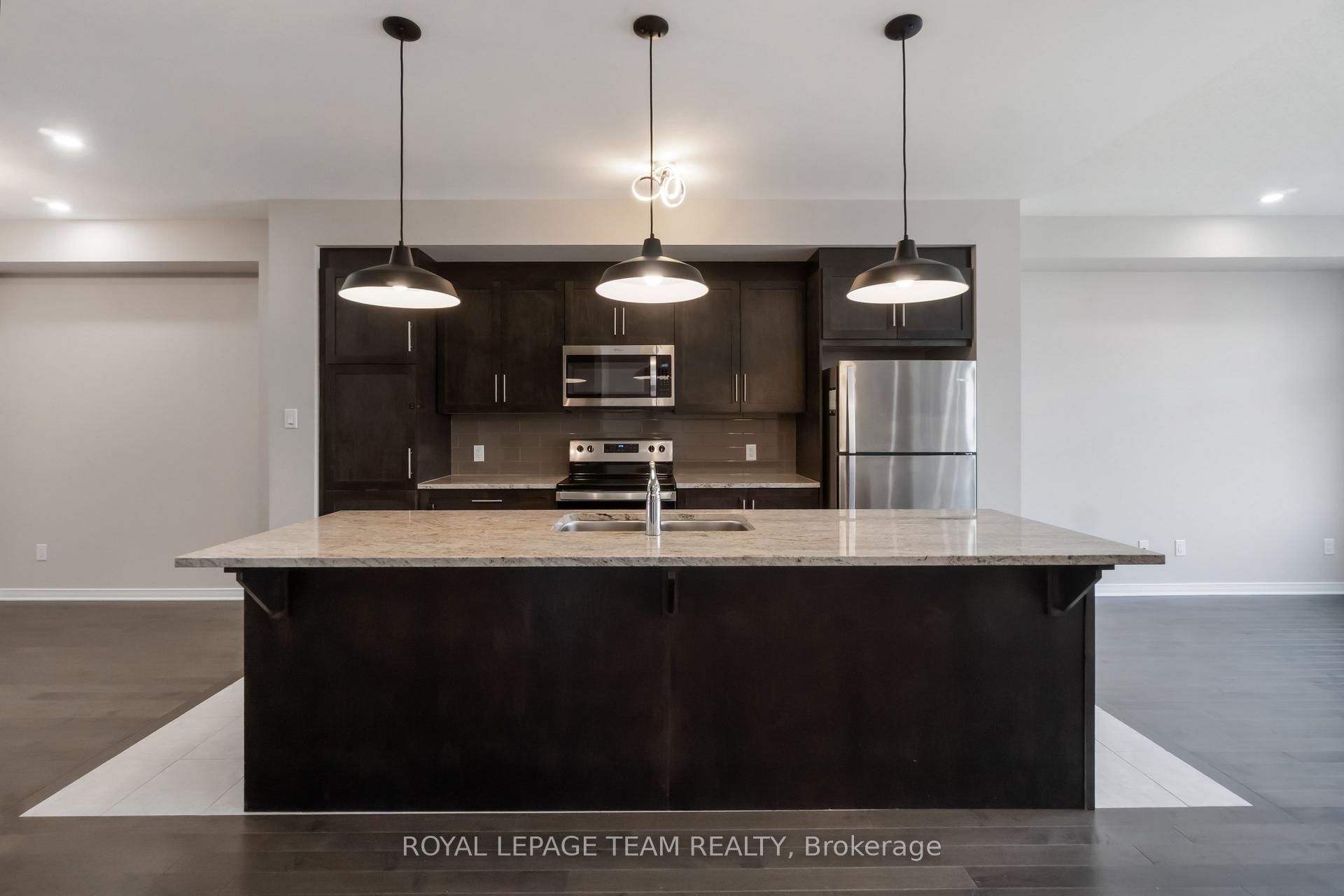 Photo 6 of 499 Cope Drive, Ottawa, Kanata - Emerald Meadows/Trailwest — HOMEH