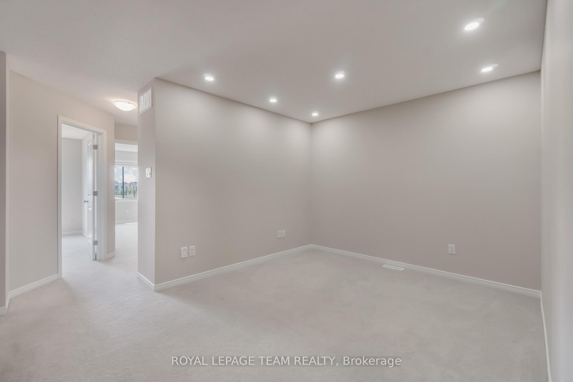 Photo 19 of 499 Cope Drive, Ottawa, Kanata - Emerald Meadows/Trailwest — HOMEH