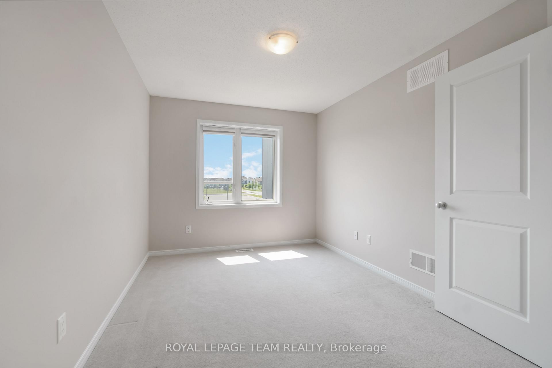 Photo 27 of 499 Cope Drive, Ottawa, Kanata - Emerald Meadows/Trailwest — HOMEH