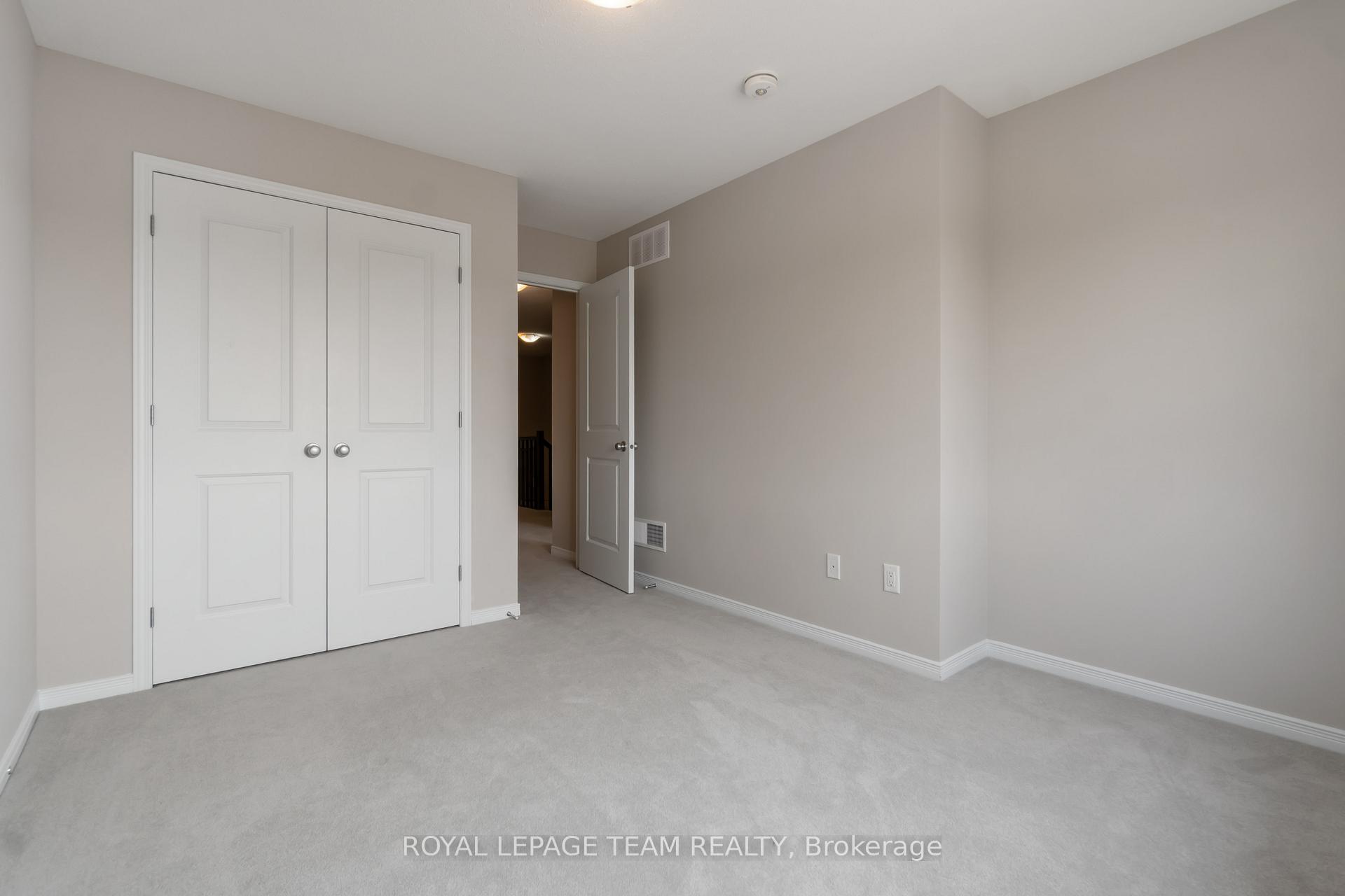 Photo 28 of 499 Cope Drive, Ottawa, Kanata - Emerald Meadows/Trailwest — HOMEH