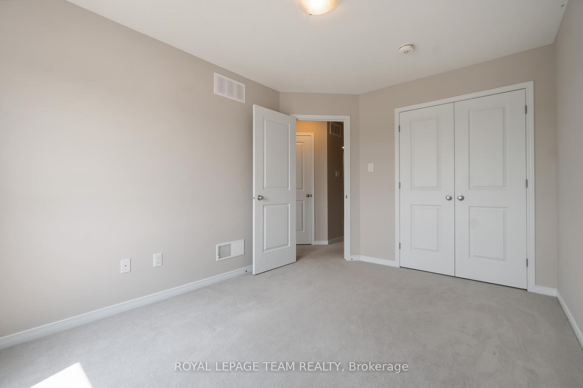 Photo 31 of 499 Cope Drive, Ottawa, Kanata - Emerald Meadows/Trailwest — HOMEH