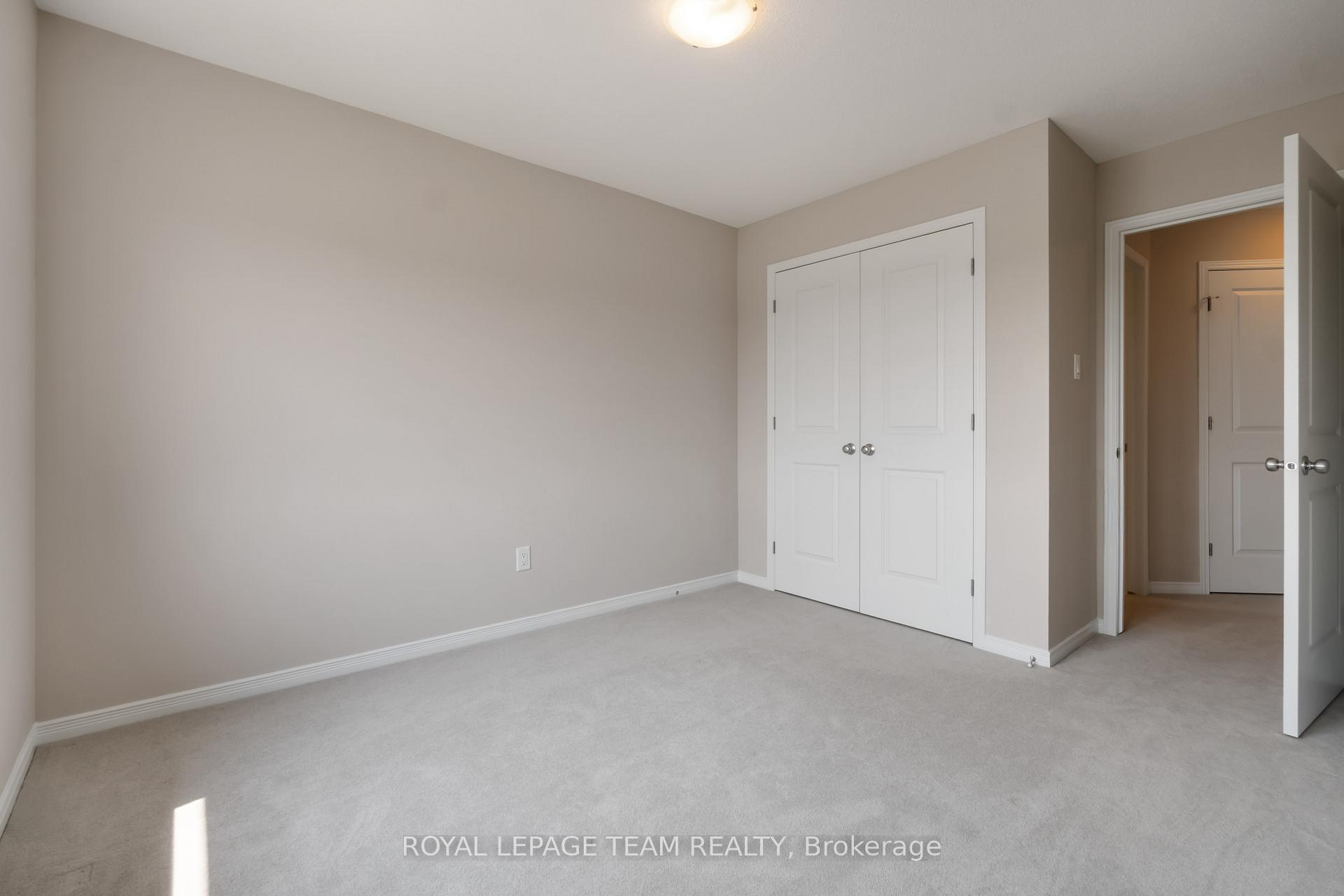 Photo 32 of 499 Cope Drive, Ottawa, Kanata - Emerald Meadows/Trailwest — HOMEH