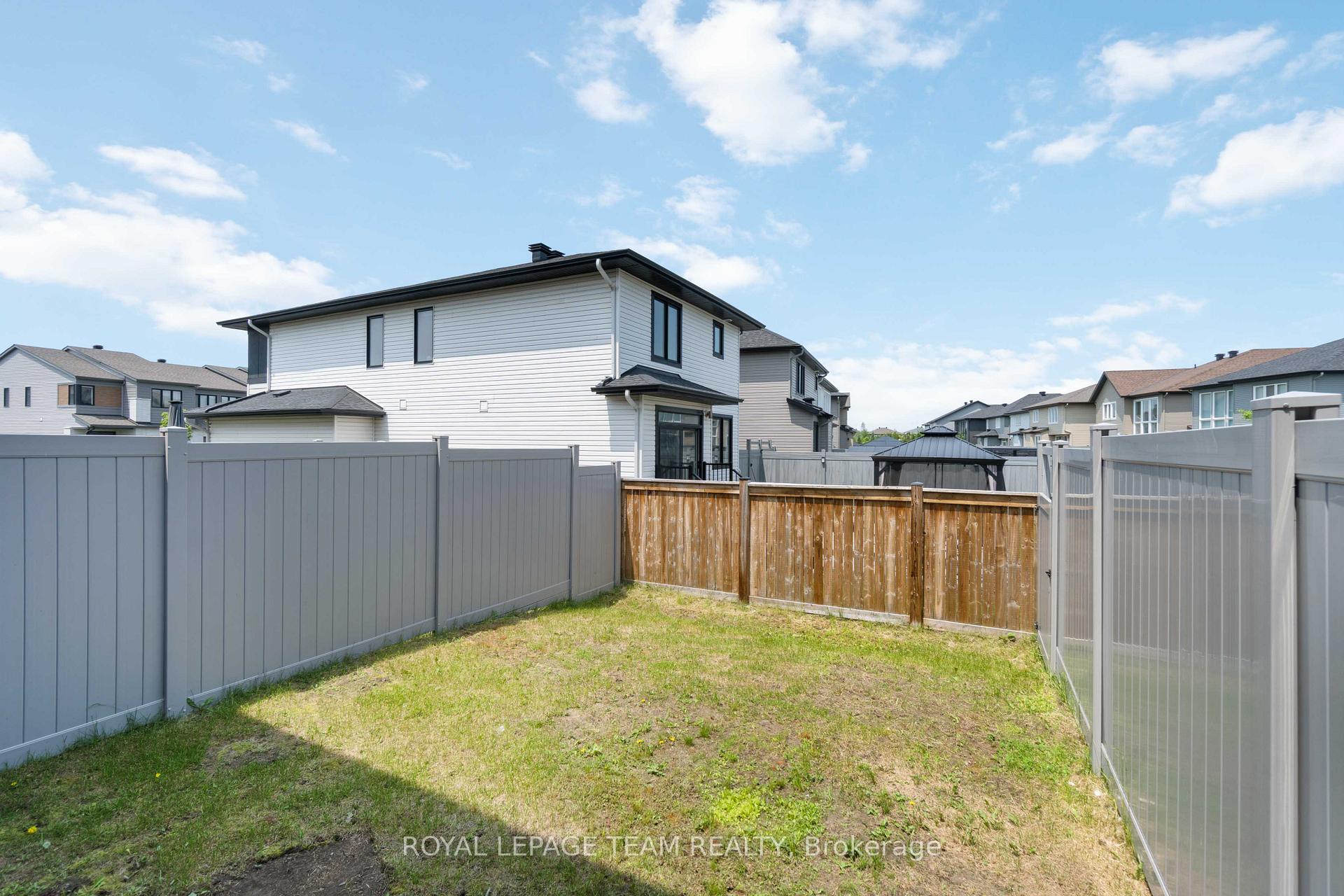 Photo 37 of 499 Cope Drive, Ottawa, Kanata - Emerald Meadows/Trailwest — HOMEH