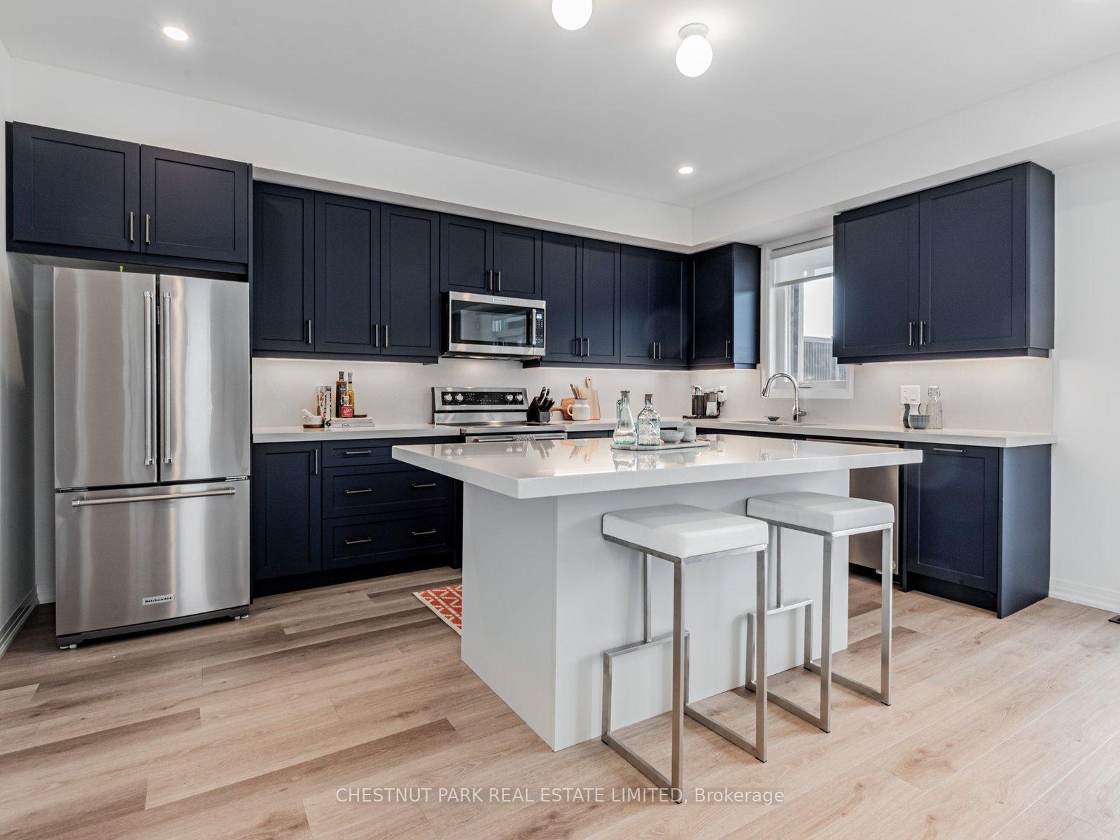 Photo 4 of 50 Robert Eaton Avenue, Markham, Middlefield — HOMEH