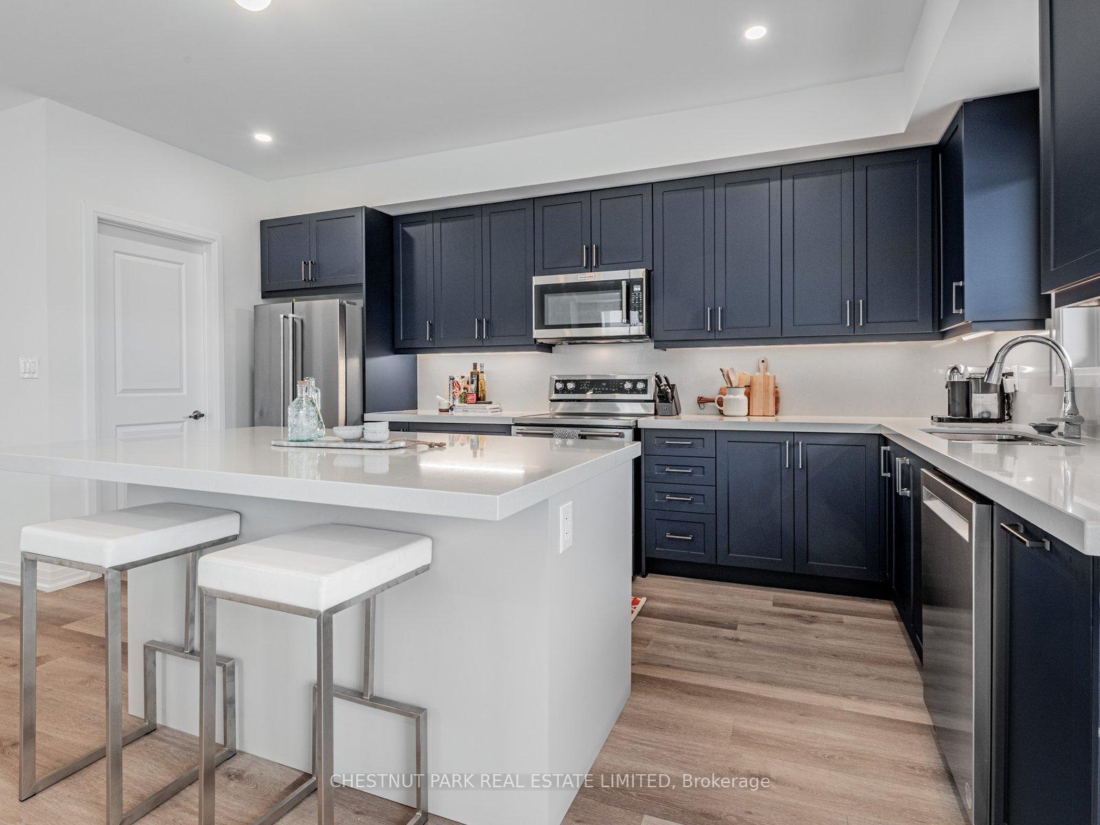 Photo 5 of 50 Robert Eaton Avenue, Markham, Middlefield — HOMEH