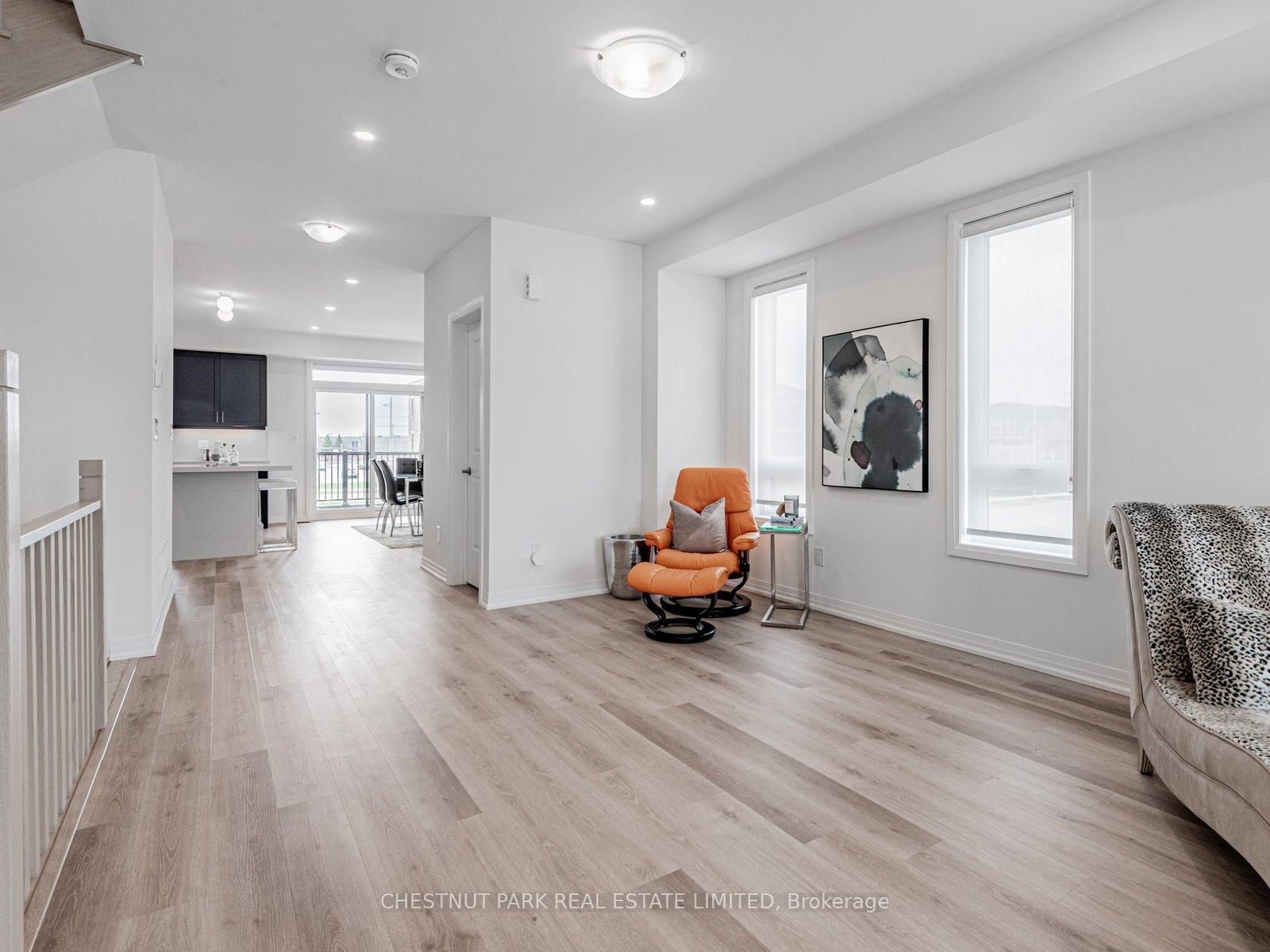 Photo 13 of 50 Robert Eaton Avenue, Markham, Middlefield — HOMEH