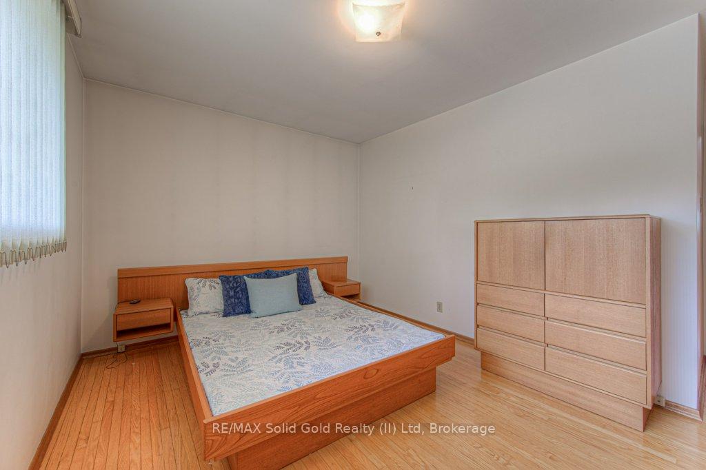 Photo 16 of 254 Village Road, Kitchener — HOMEH