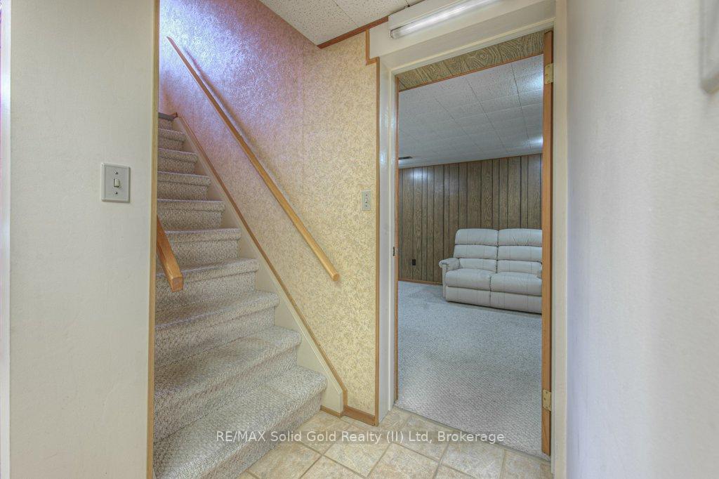 Photo 21 of 254 Village Road, Kitchener — HOMEH