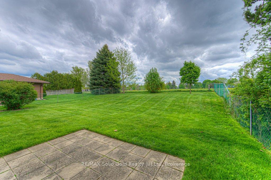 Photo 29 of 254 Village Road, Kitchener — HOMEH