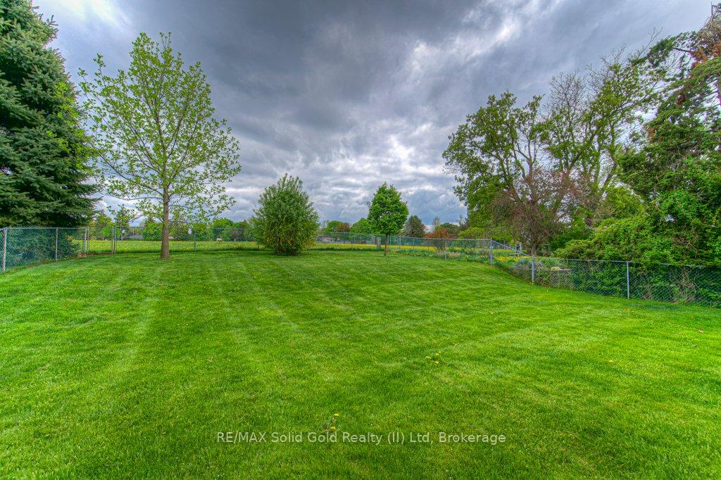 Photo 30 of 254 Village Road, Kitchener — HOMEH
