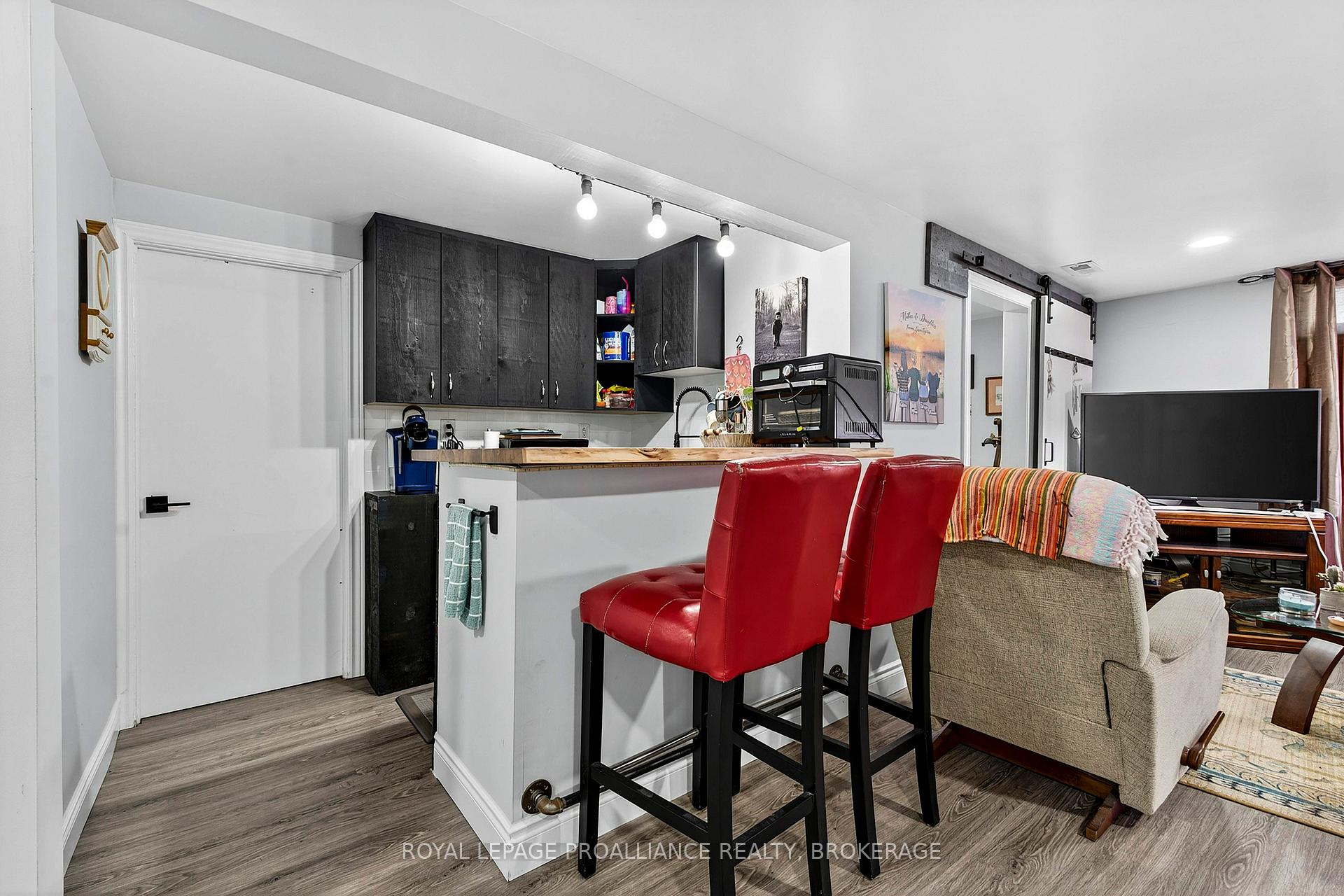 Photo 30 of 866 Pembridge Crescent, Kingston, South of Taylor-Kidd Blvd — HOMEH
