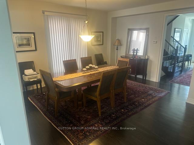 Photo 4 of 124 Fingland Crescent, Hamilton, Waterdown — HOMEH