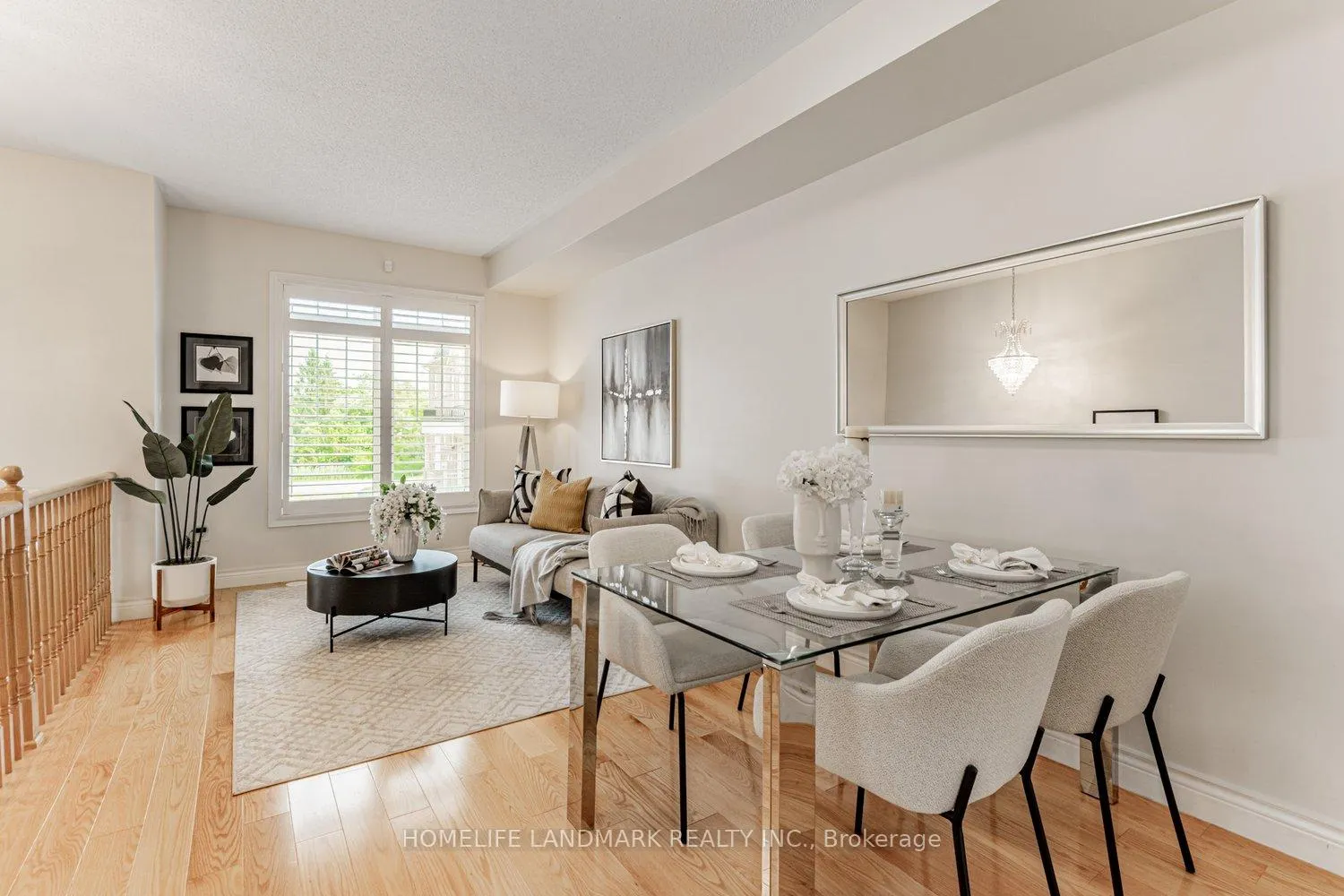 Photo 4 of 134 Dundas Way, Markham, Greensborough — HOMEH