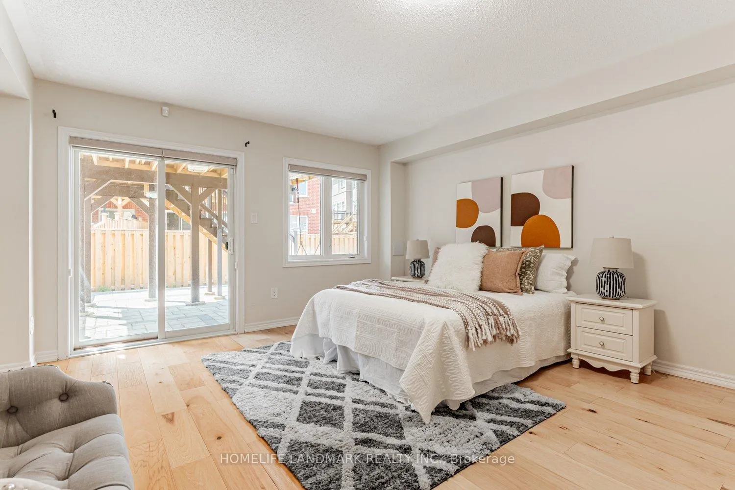Photo 18 of 134 Dundas Way, Markham, Greensborough — HOMEH