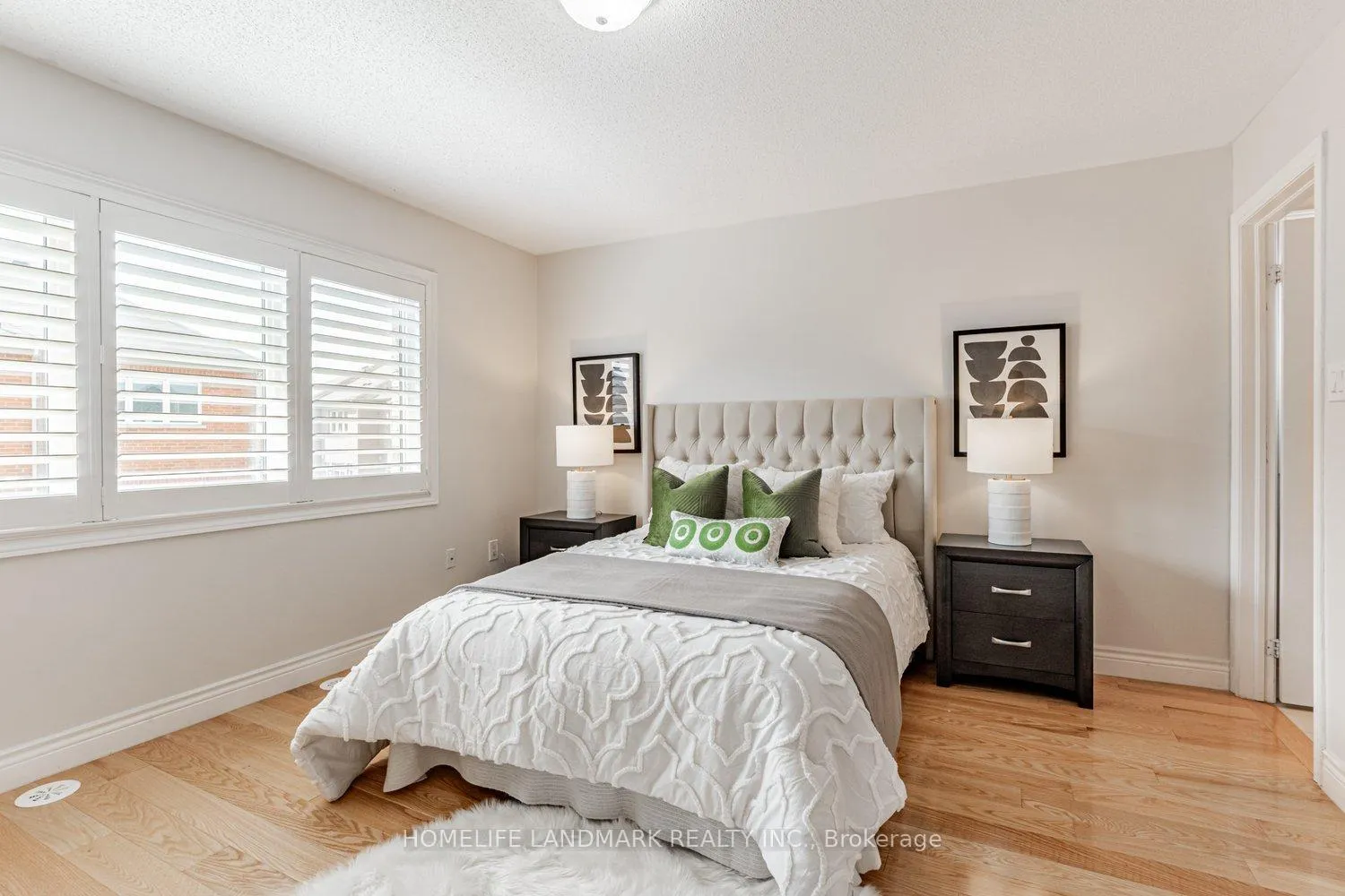 Photo 22 of 134 Dundas Way, Markham, Greensborough — HOMEH