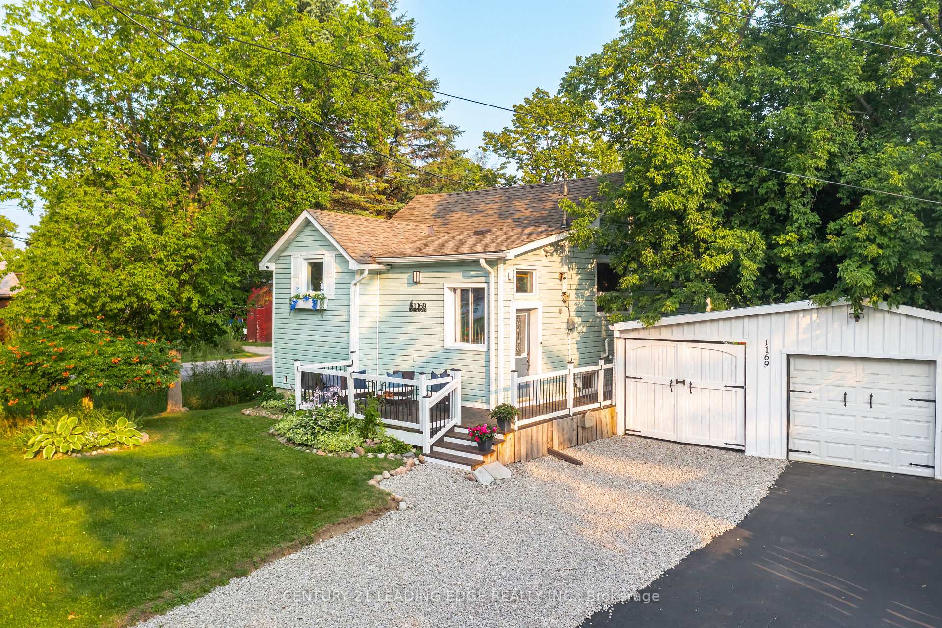 Photo 6 of 1169 Killarney Beach Road, Innisfil, Rural Innisfil — HOMEH