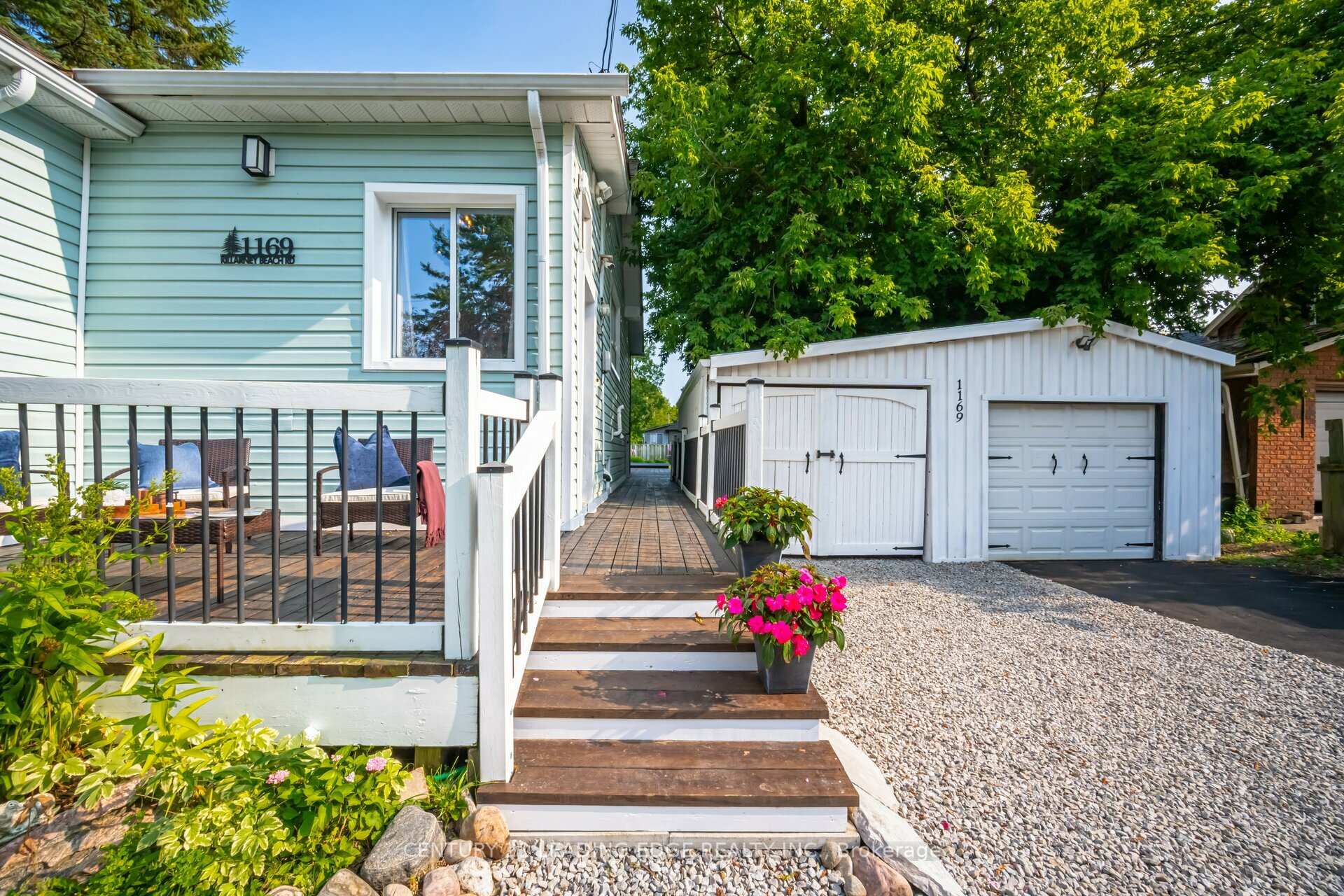 Photo 8 of 1169 Killarney Beach Road, Innisfil, Rural Innisfil — HOMEH