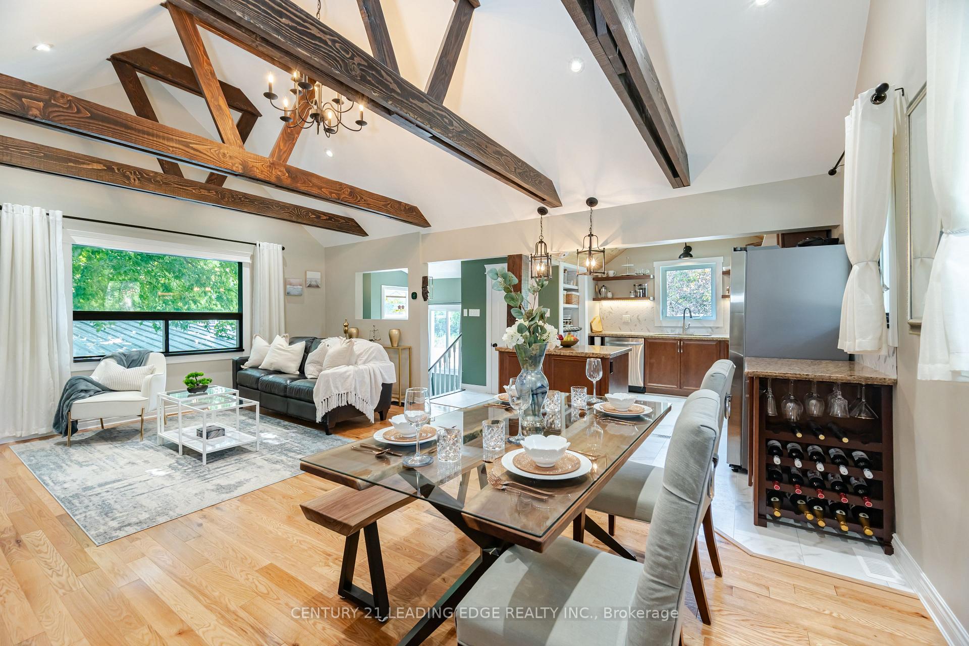 Photo 18 of 1169 Killarney Beach Road, Innisfil, Rural Innisfil — HOMEH