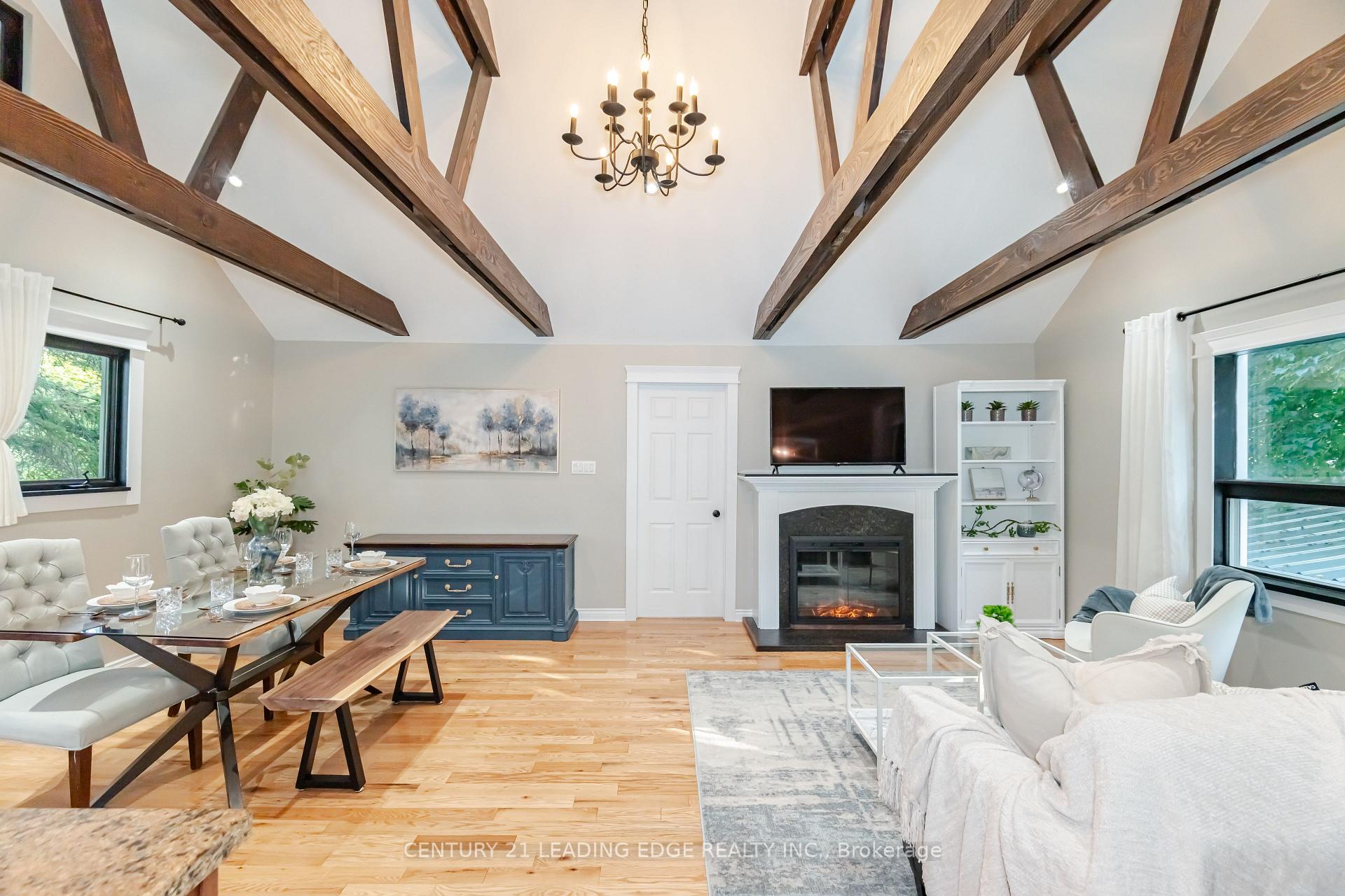 Photo 22 of 1169 Killarney Beach Road, Innisfil, Rural Innisfil — HOMEH