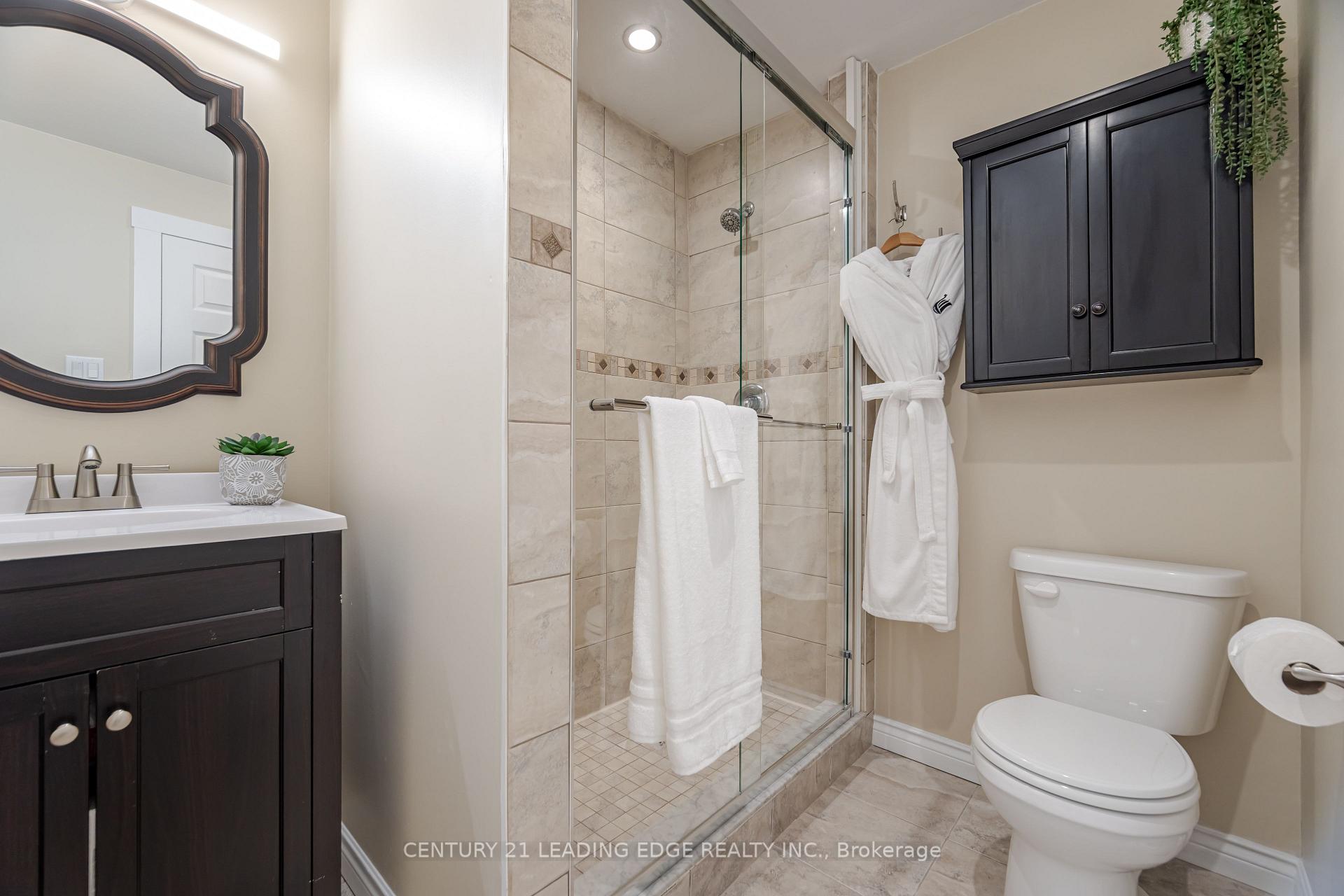 Photo 37 of 1169 Killarney Beach Road, Innisfil, Rural Innisfil — HOMEH
