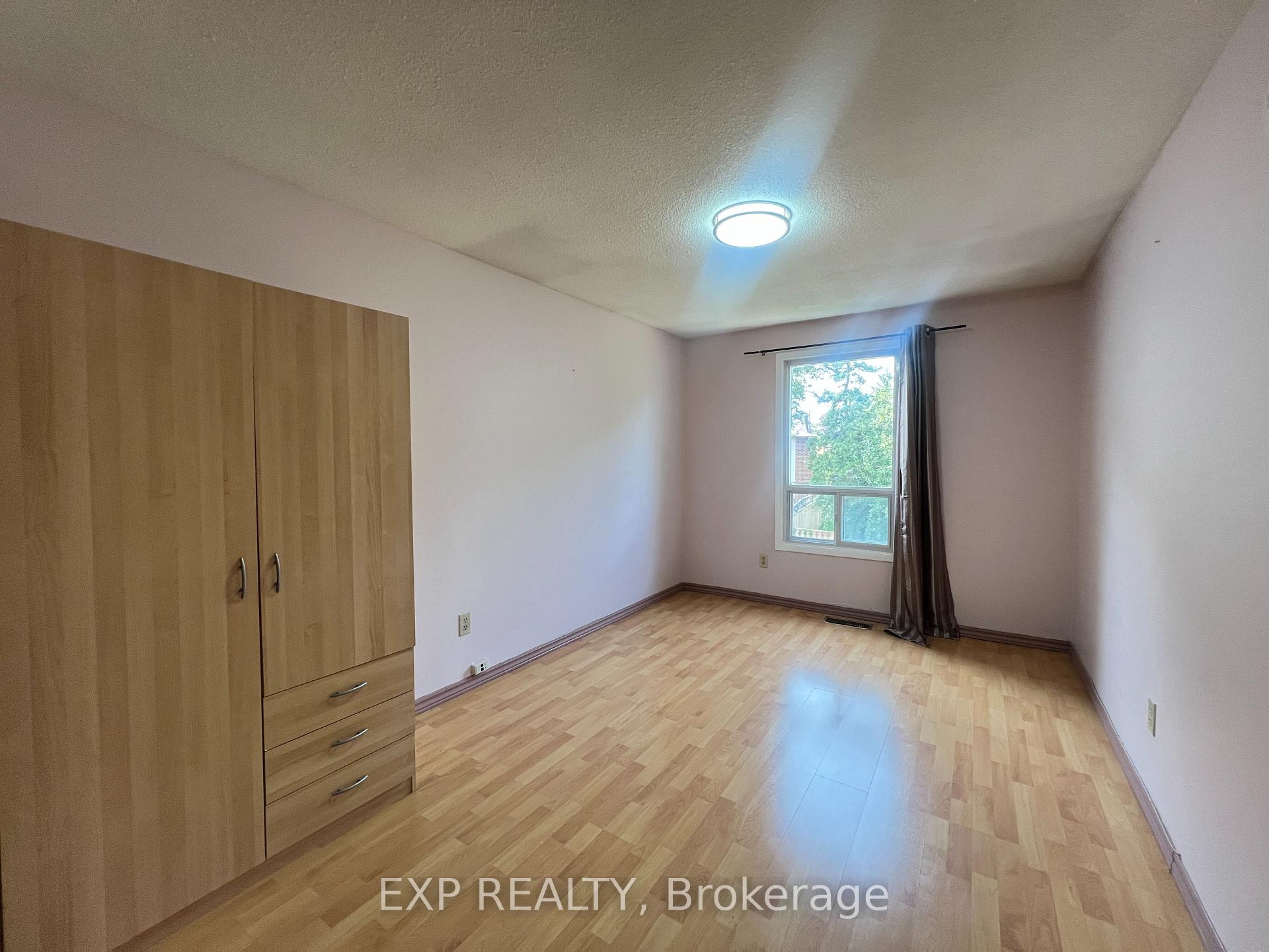 Photo 14 of 53 Empringham Crescent, Markham, Milliken Mills West — HOMEH