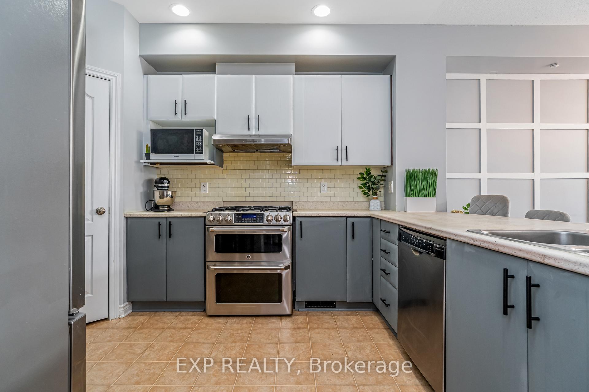 Photo 13 of 416 Foxhall Way, Ottawa, Kanata - Bridlewood — HOMEH