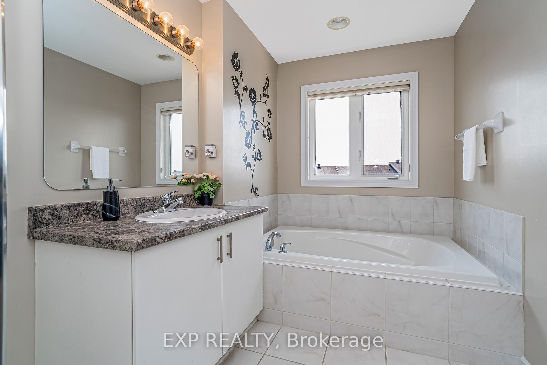 Photo 23 of 416 Foxhall Way, Ottawa, Kanata - Bridlewood — HOMEH