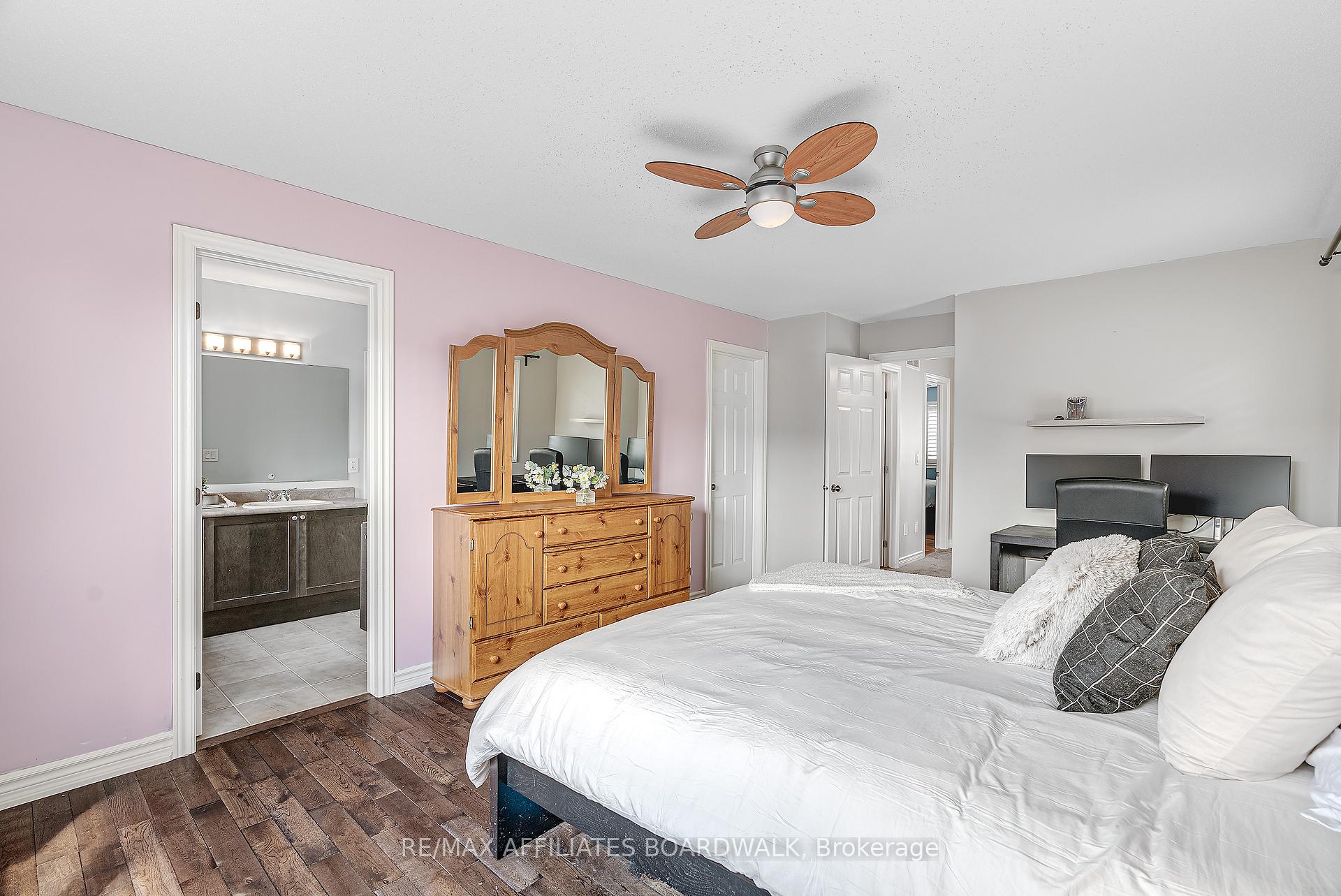 Photo 19 of 317 Glenbrae Avenue, Ottawa, Kanata - Morgan's Grant/South March — HOMEH