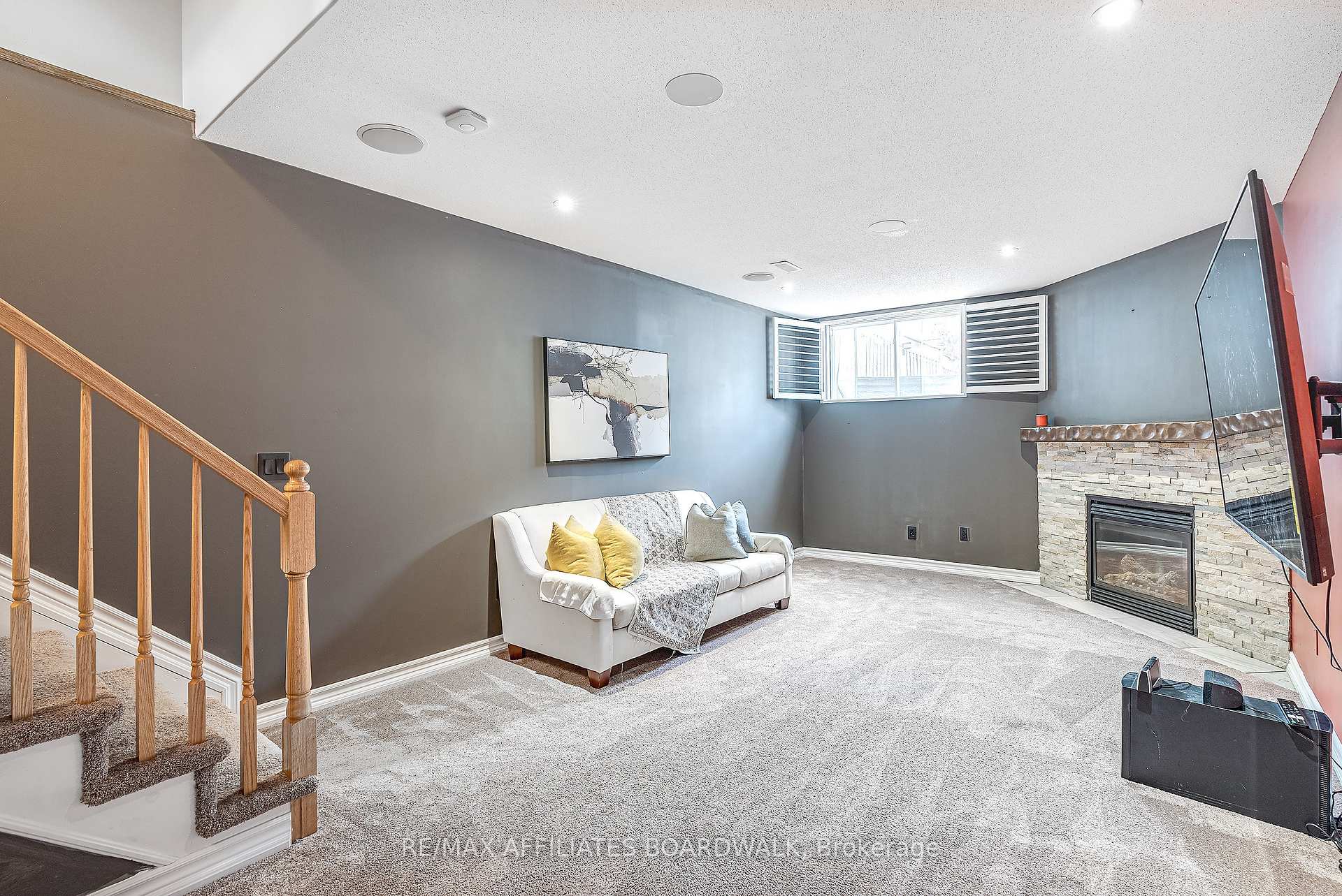 Photo 30 of 317 Glenbrae Avenue, Ottawa, Kanata - Morgan's Grant/South March — HOMEH