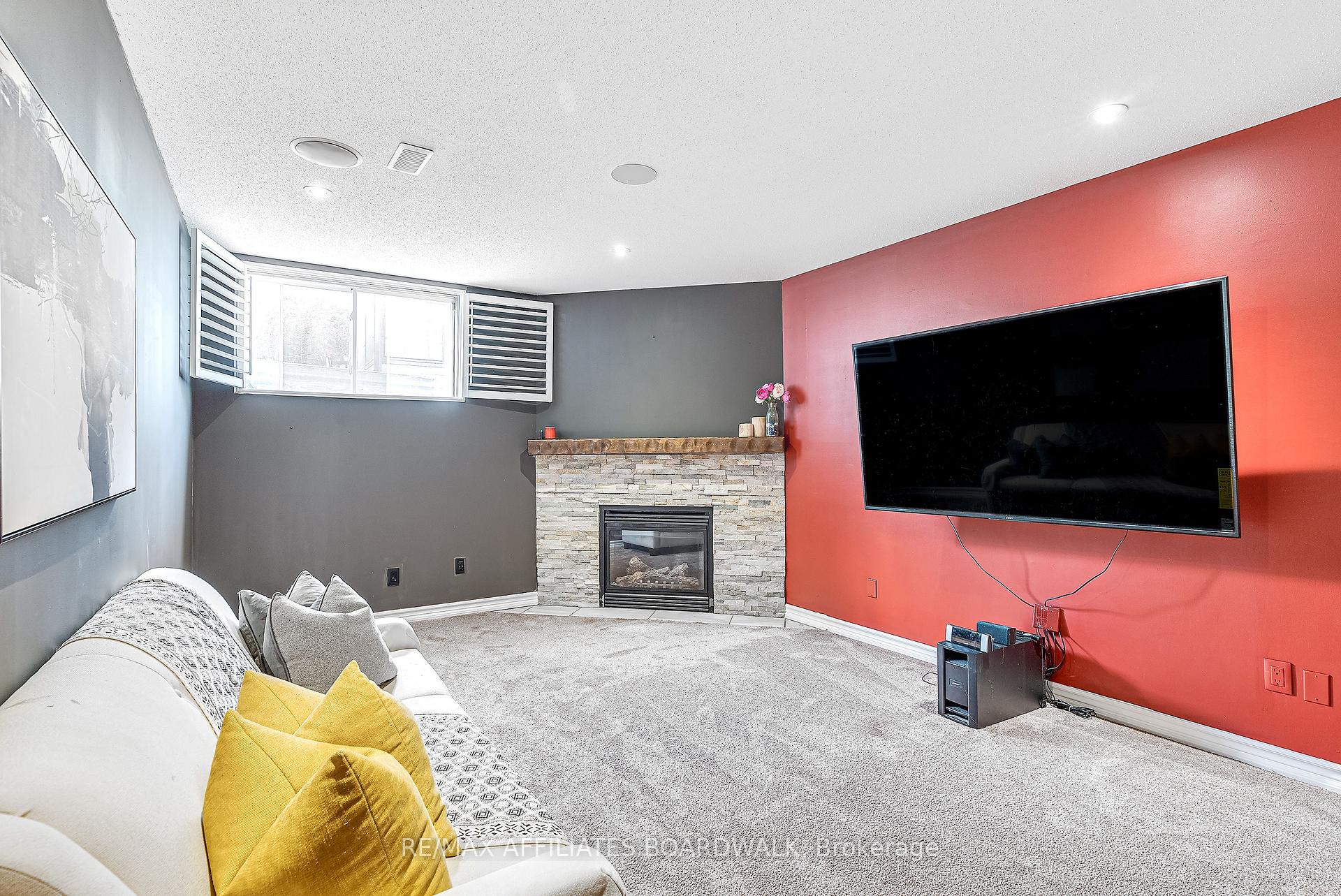 Photo 31 of 317 Glenbrae Avenue, Ottawa, Kanata - Morgan's Grant/South March — HOMEH
