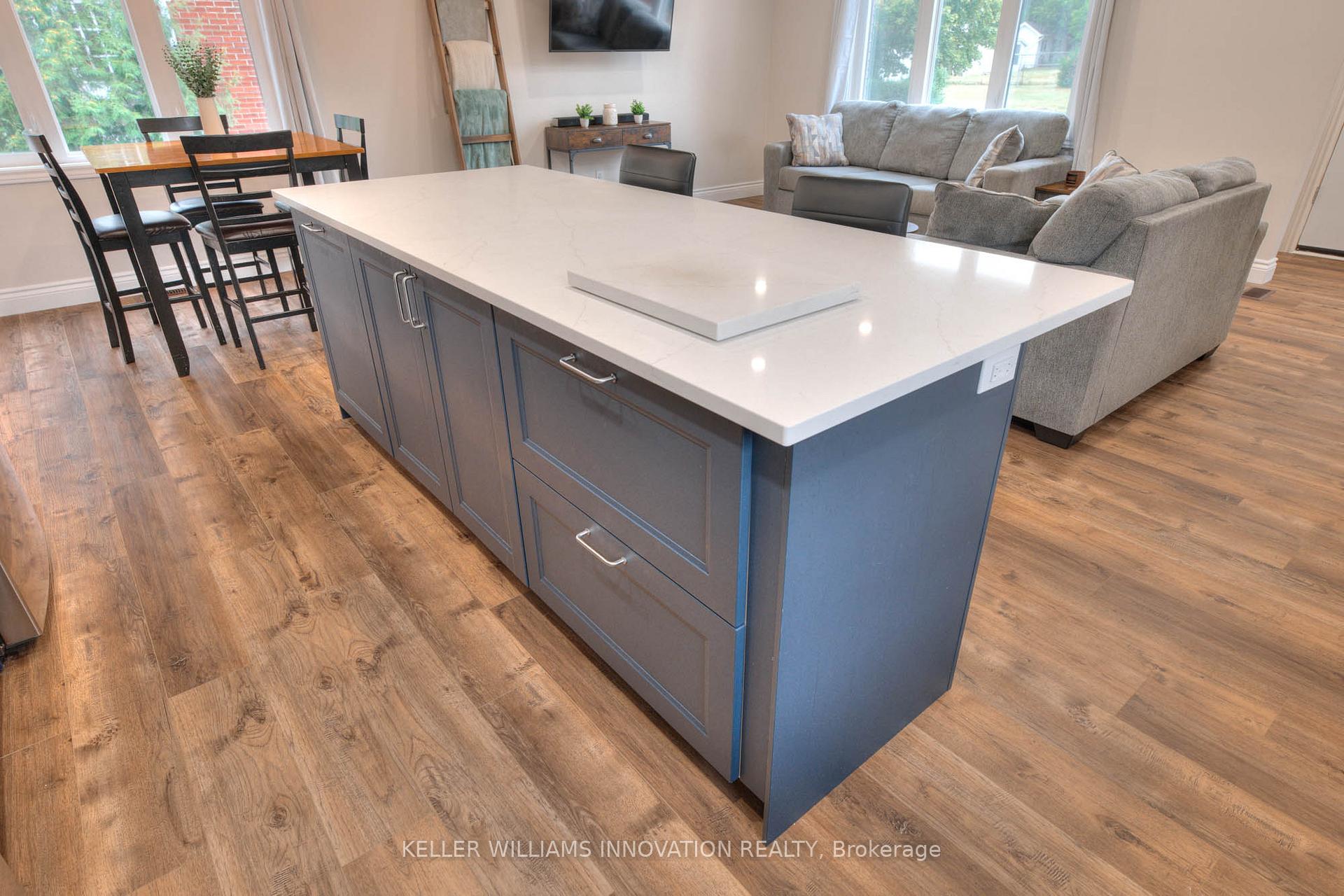 Photo 14 of 343 Greenfield Avenue, Kitchener — HOMEH