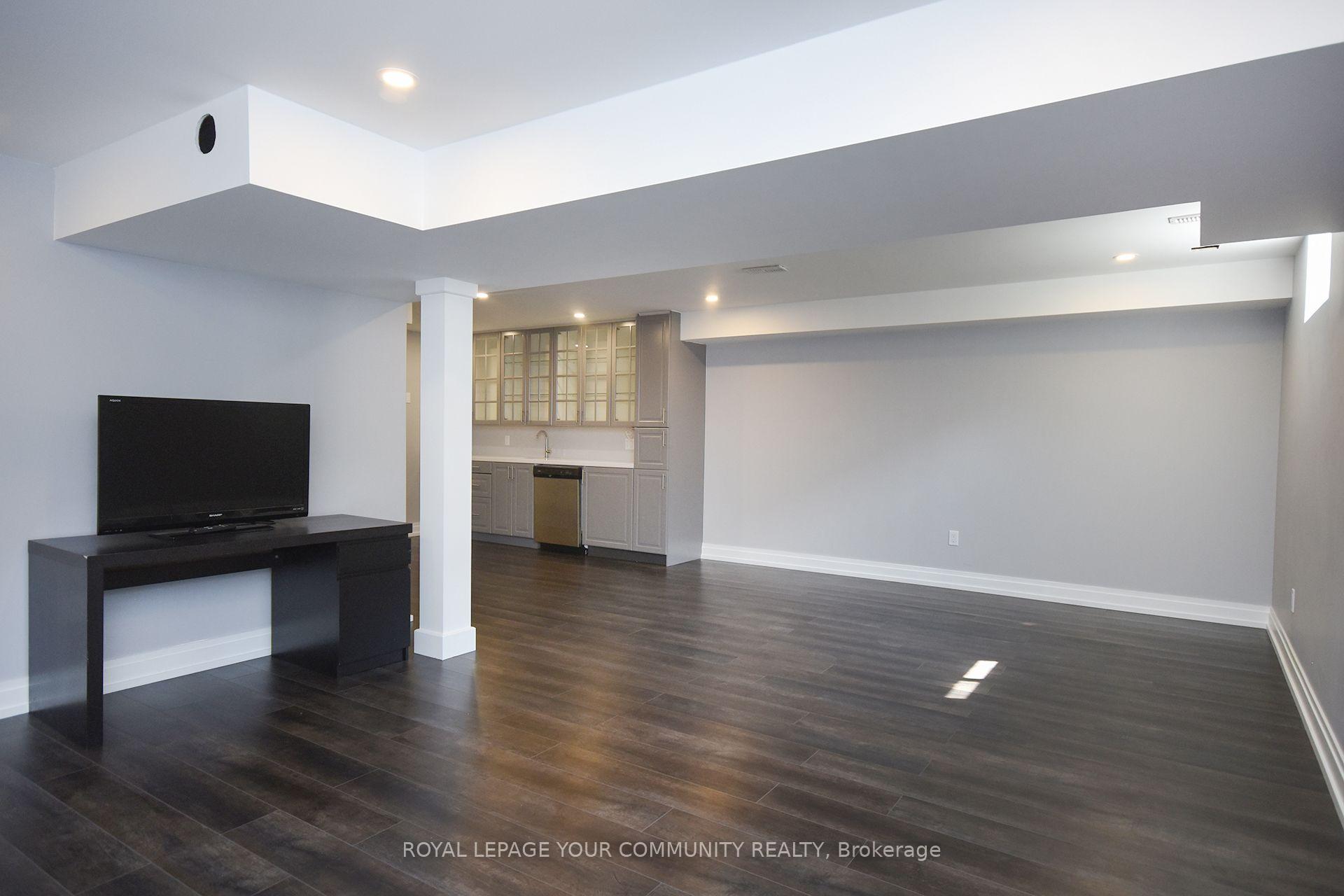 Photo 44 of 62 Skinner Road, Hamilton, Waterdown — HOMEH
