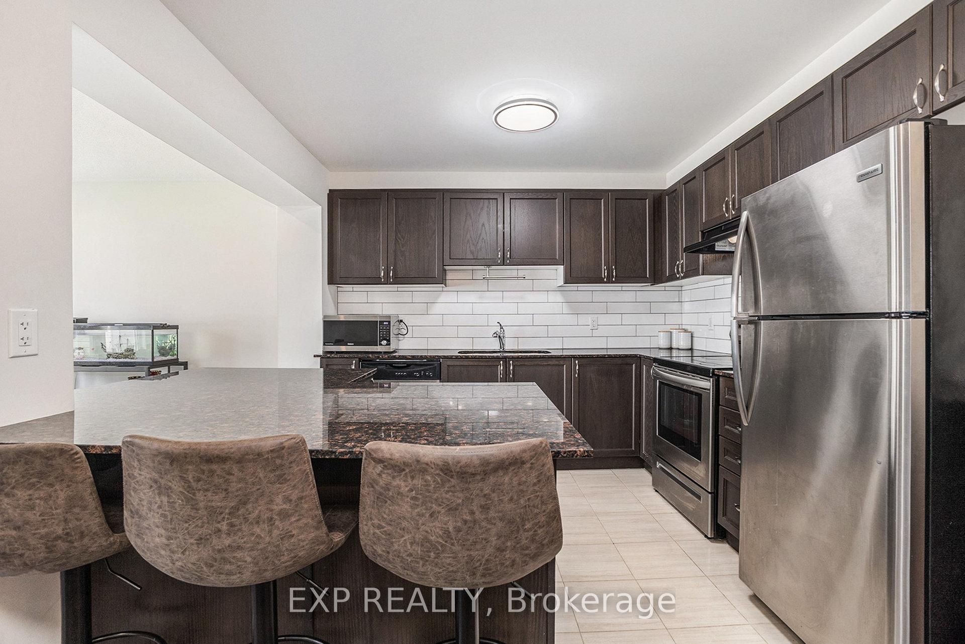 Photo 10 of 552 Roundleaf Way, Ottawa, Kanata - Emerald Meadows/Trailwest — HOMEH