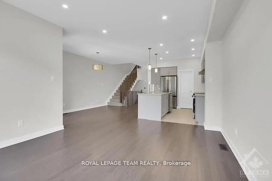 Photo 14 of 578 Cobra Crescent, Ottawa, Kanata - Emerald Meadows/Trailwest — HOMEH