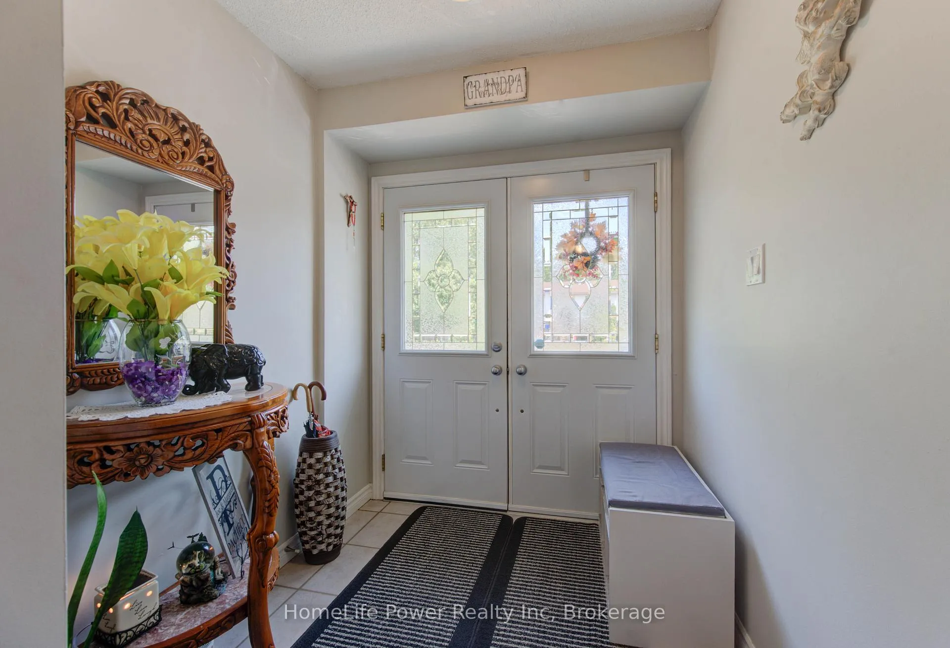 Photo 5 of 87 Sugar Maple Street, Kitchener — HOMEH