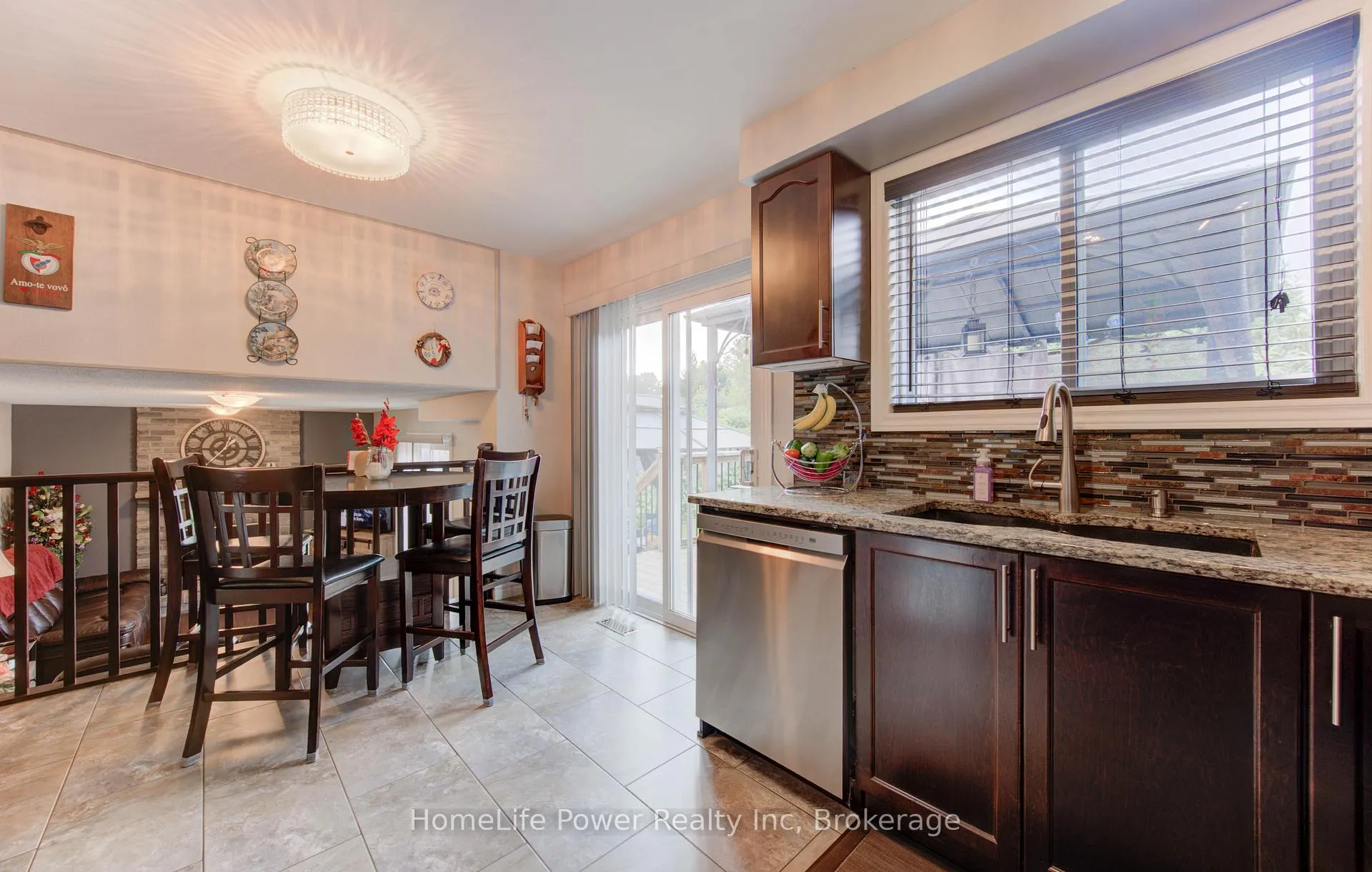 Photo 16 of 87 Sugar Maple Street, Kitchener — HOMEH
