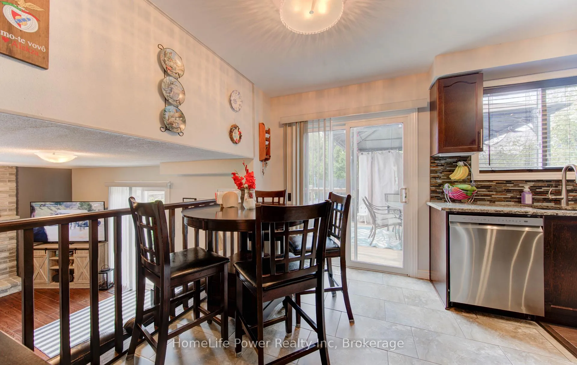 Photo 20 of 87 Sugar Maple Street, Kitchener — HOMEH