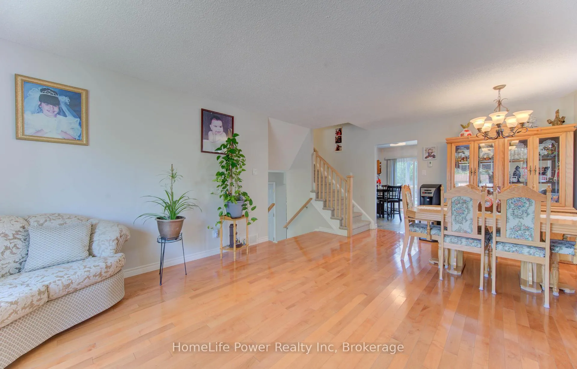 Photo 23 of 87 Sugar Maple Street, Kitchener — HOMEH