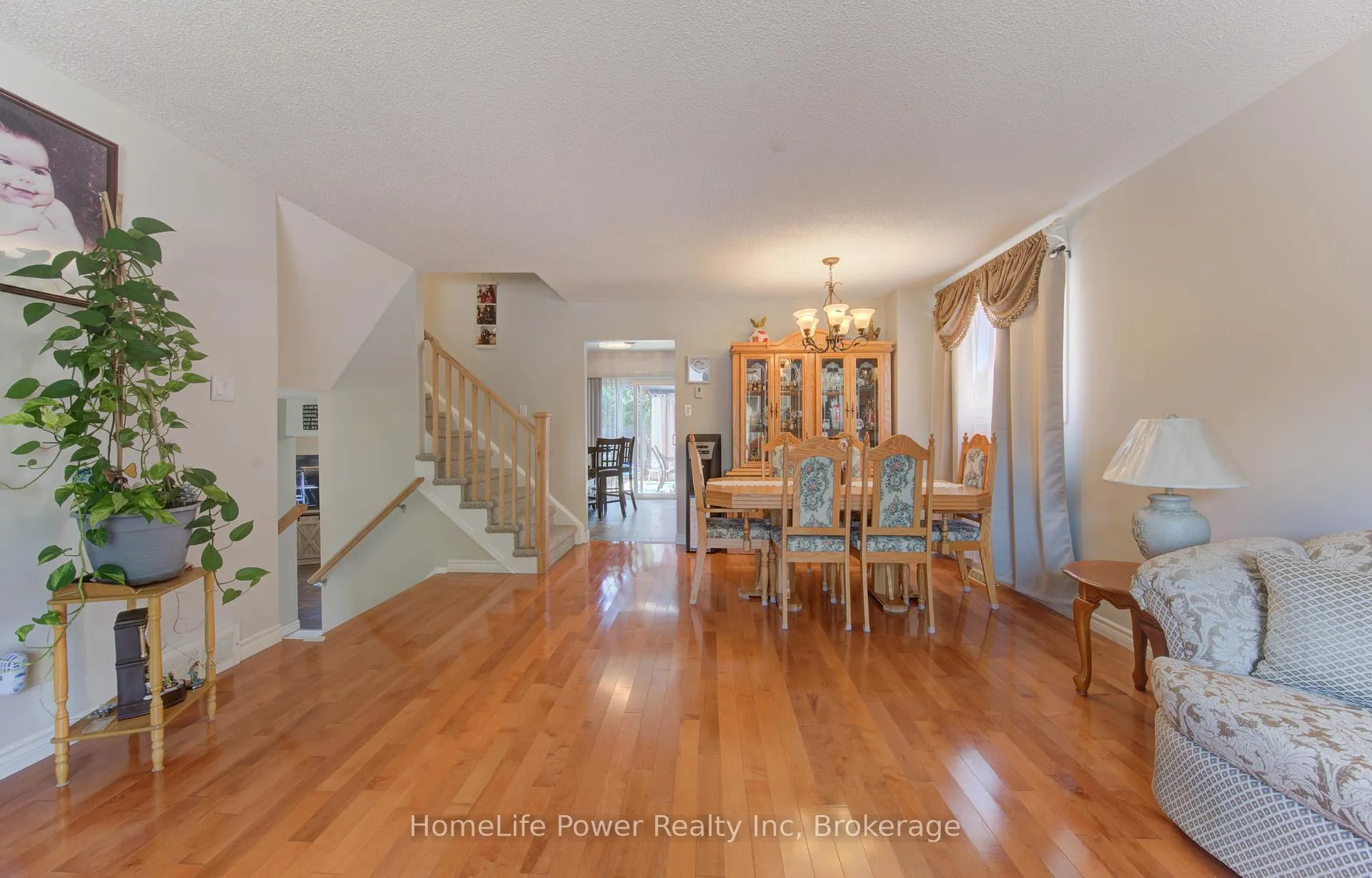 Photo 24 of 87 Sugar Maple Street, Kitchener — HOMEH