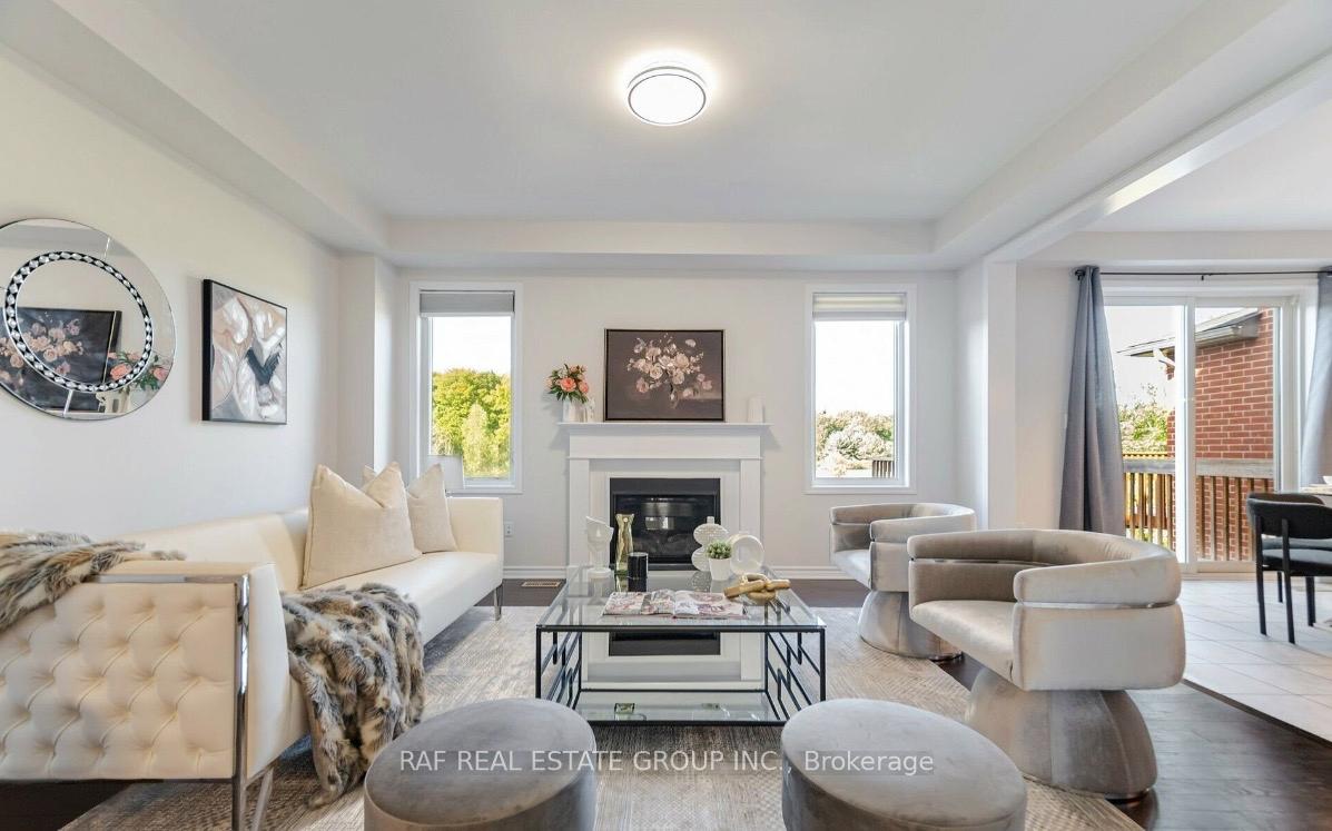 Photo 10 of 308 Shady Glen Crescent, Kitchener, Rosenburg — HOMEH