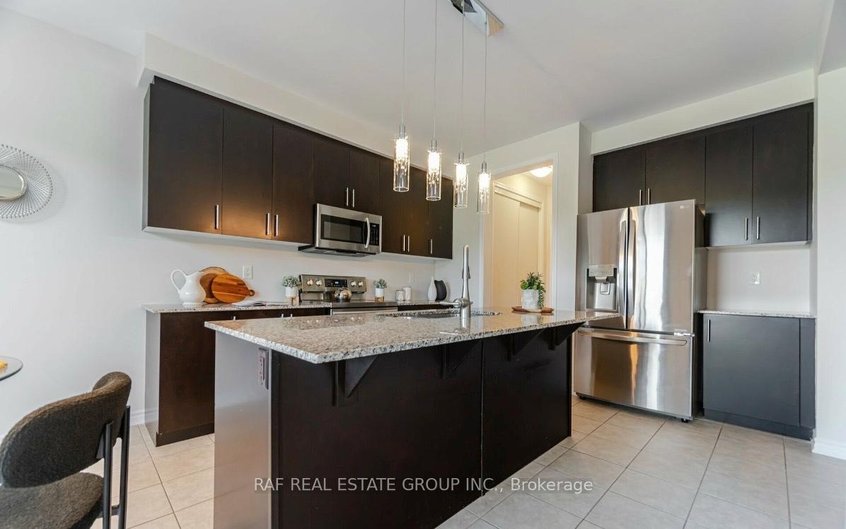 Photo 12 of 308 Shady Glen Crescent, Kitchener, Rosenburg — HOMEH